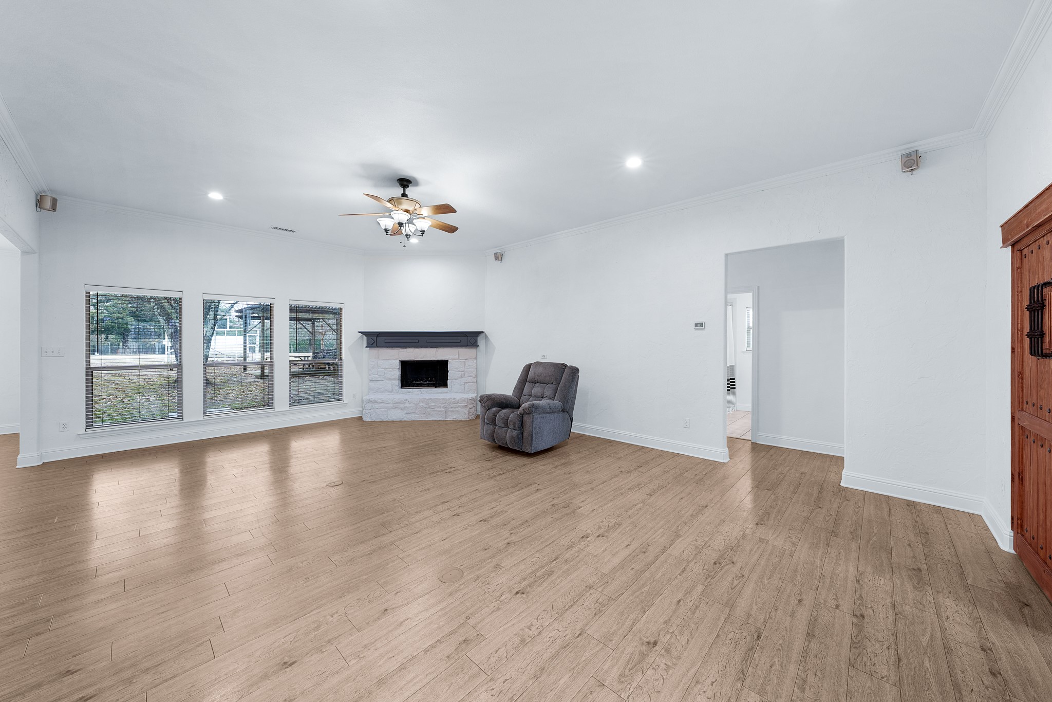 10471 Holly Creek Road Terrell TX 75160