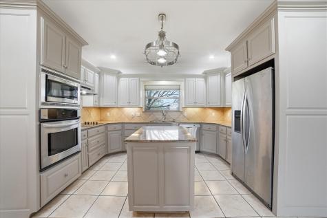 10471 Holly Creek Road Terrell TX 75160