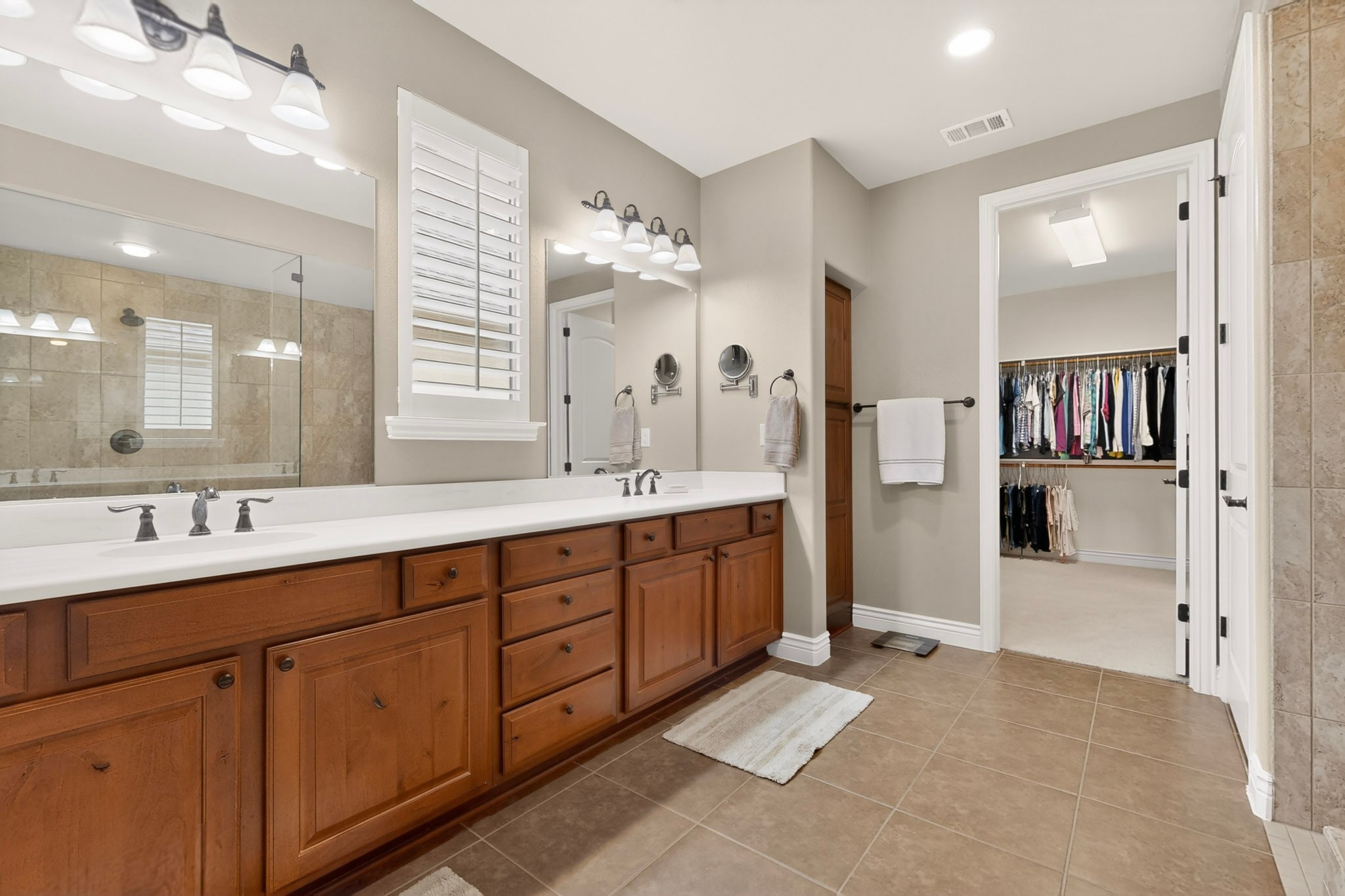 9524 Crestview Drive Denton TX 76207