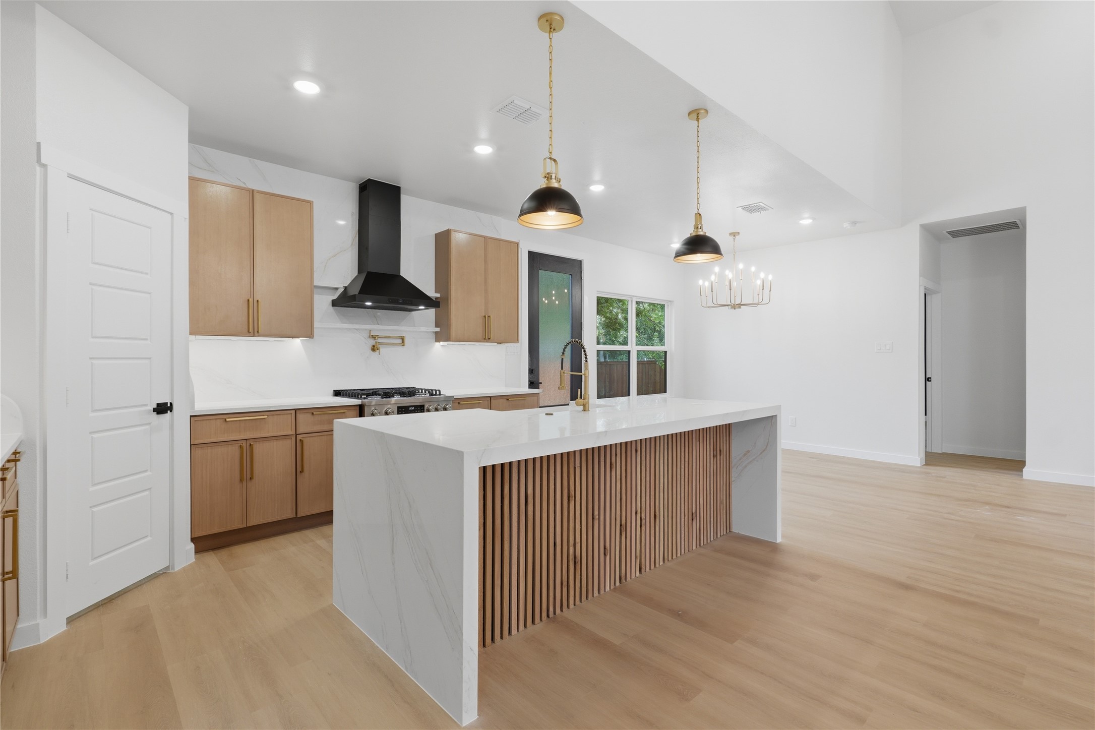 2812 William Brewster Drive Irving TX 75062
