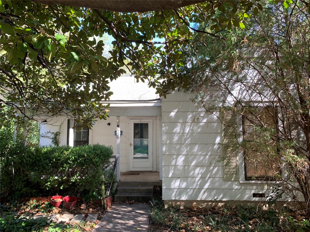828 Springbrook Drive Fort Worth TX 76107