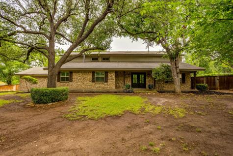 104 Wildwood Court Azle TX 76020