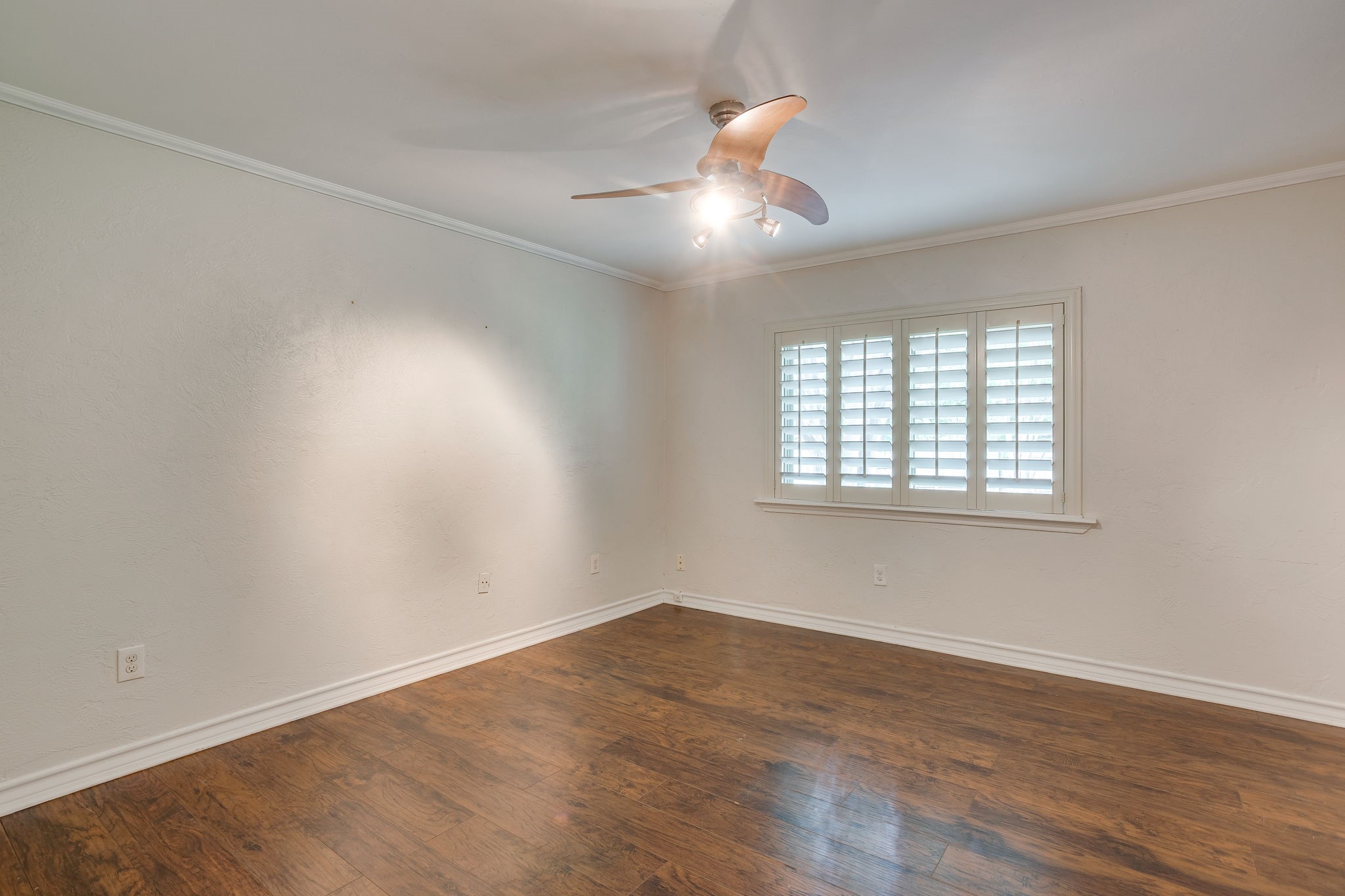 104 Wildwood Court Azle TX 76020