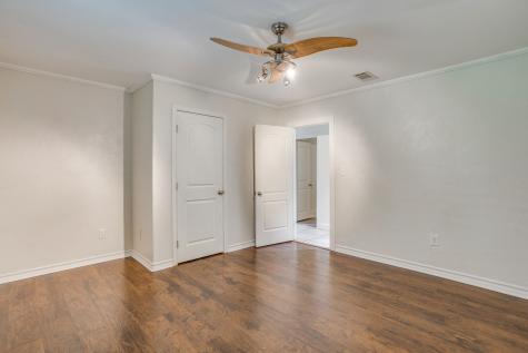 104 Wildwood Court Azle TX 76020