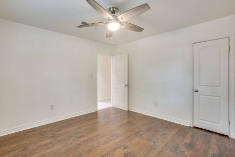 104 Wildwood Court Azle TX 76020