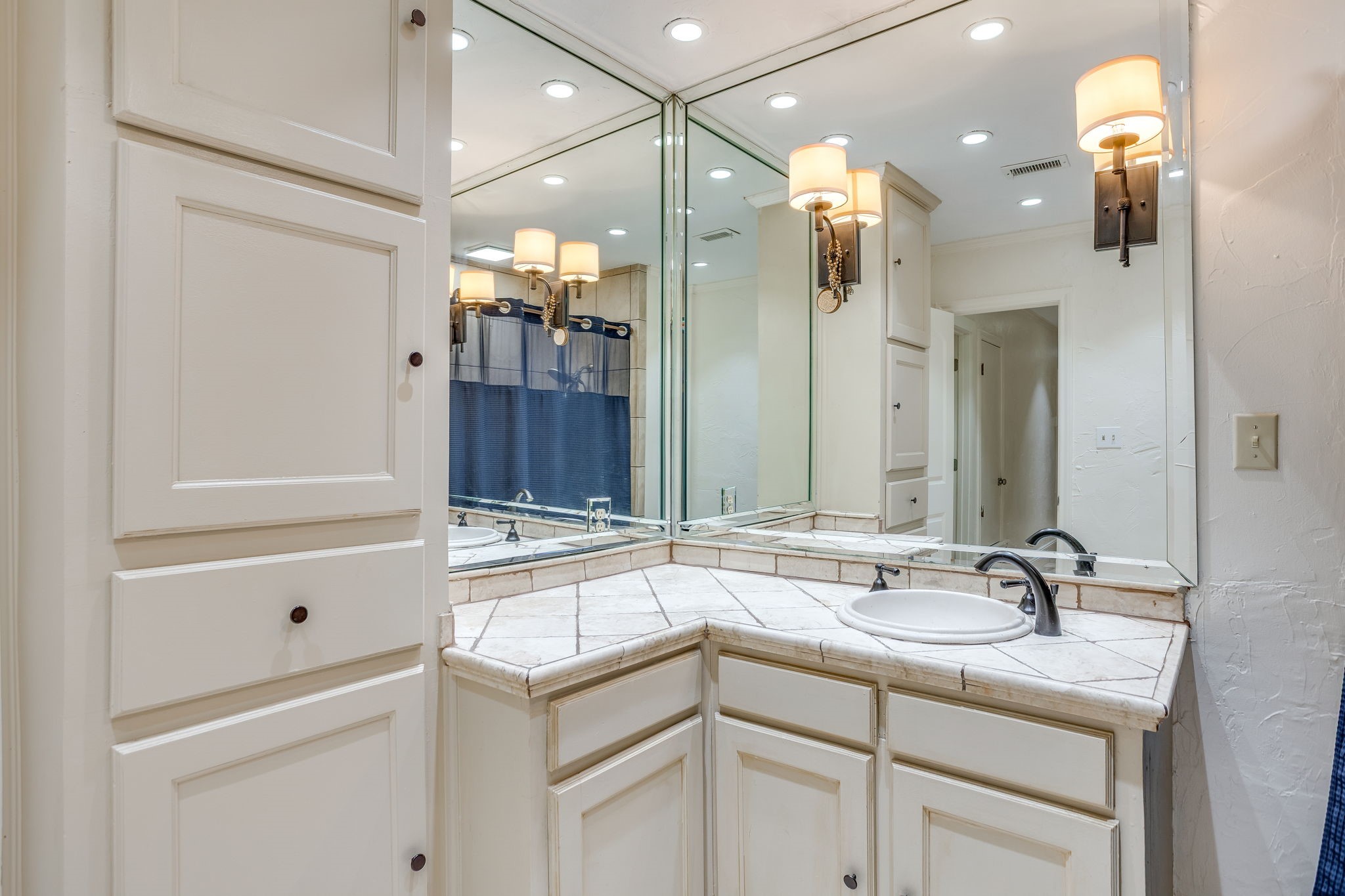 104 Wildwood Court Azle TX 76020