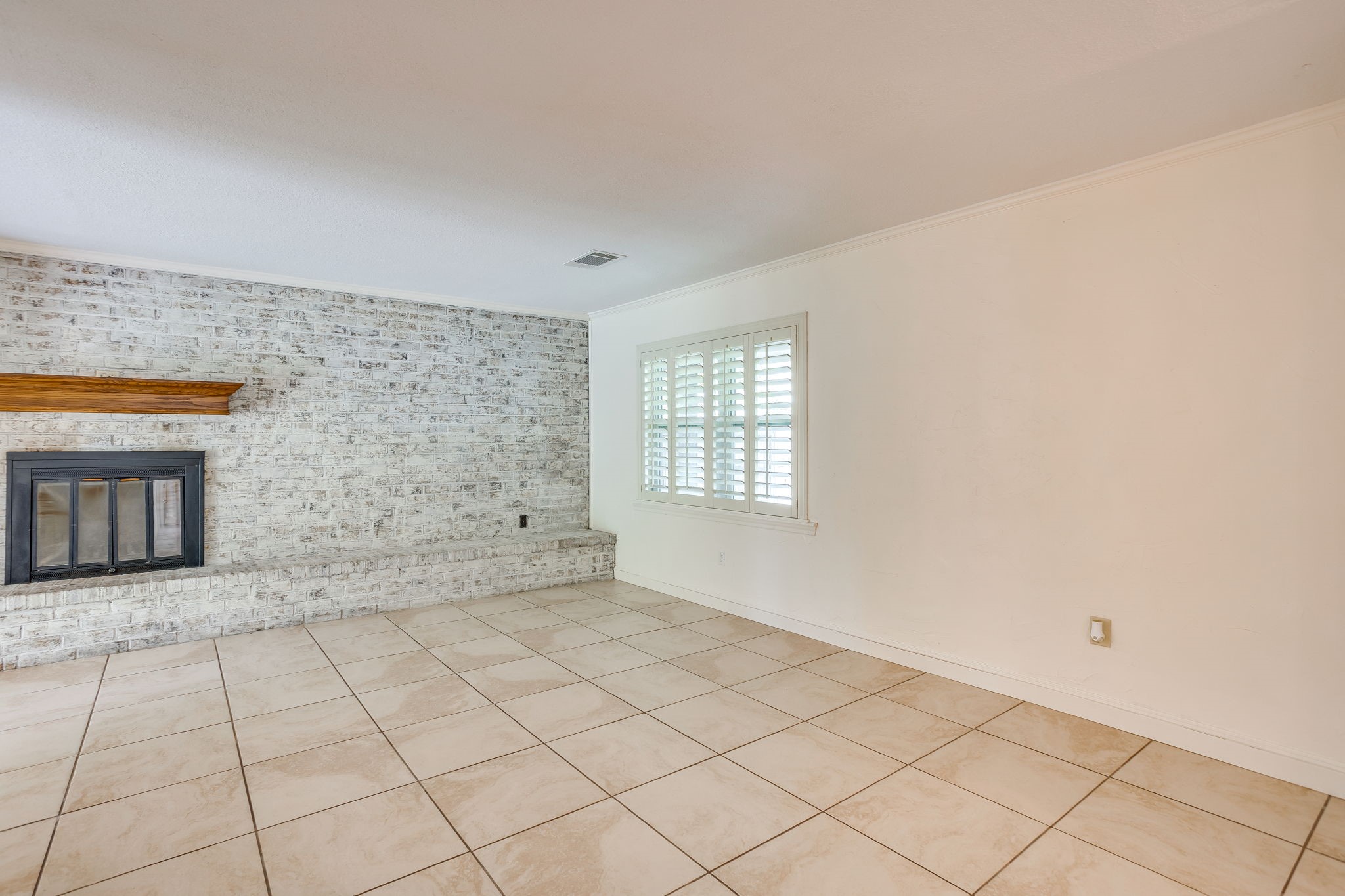 104 Wildwood Court Azle TX 76020