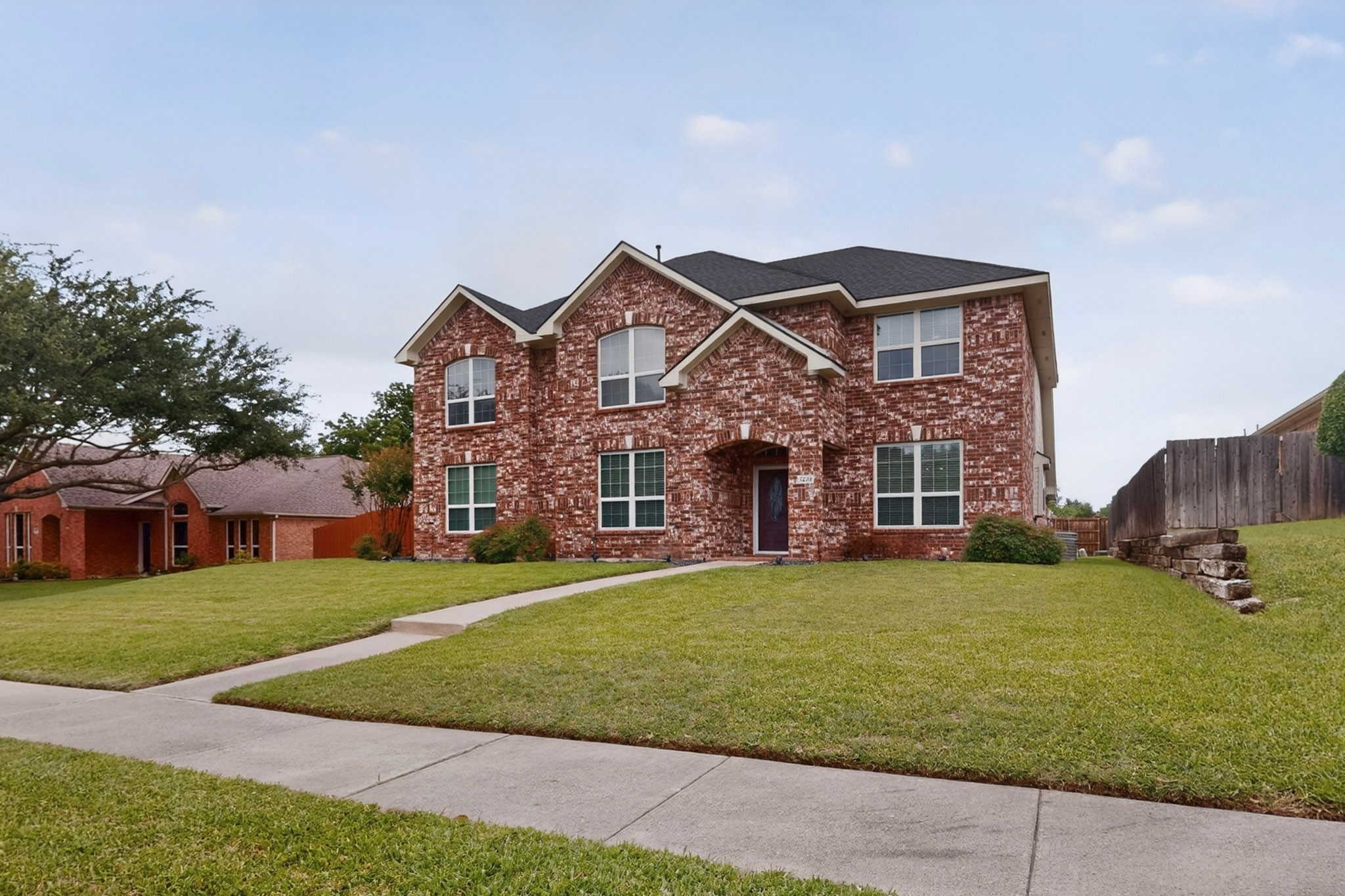 1225 Donegal Lane Garland TX 75044