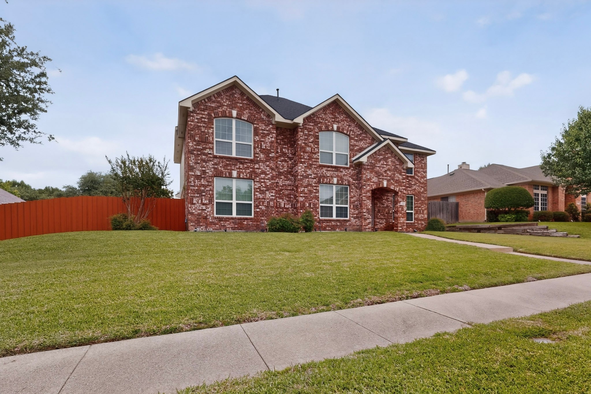 1225 Donegal Lane Garland TX 75044