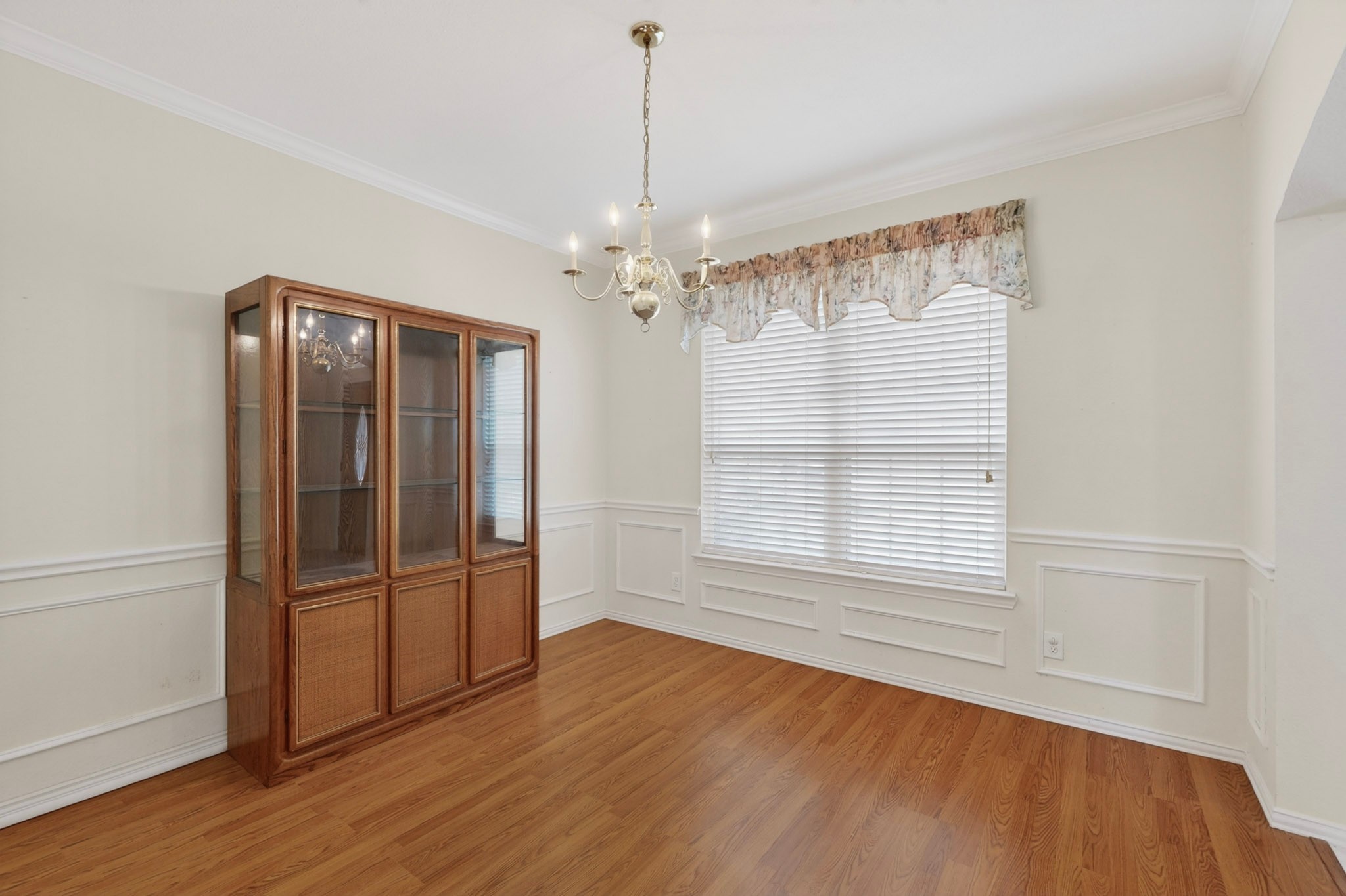 1225 Donegal Lane Garland TX 75044
