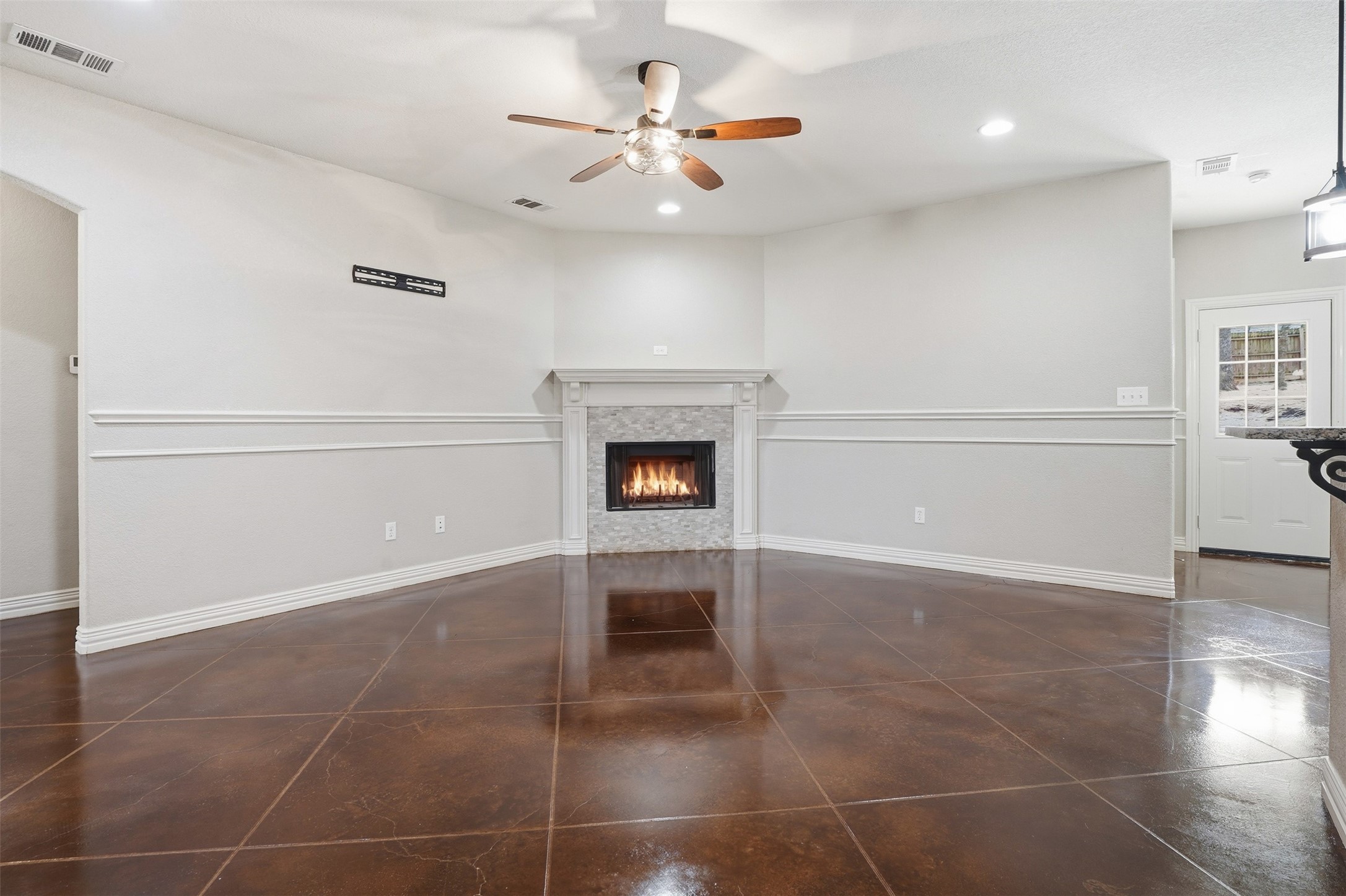 6403 Westover Drive Granbury TX 76049