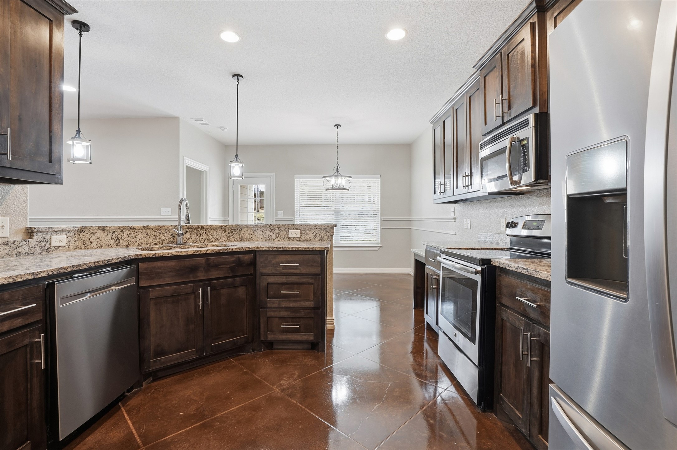 6403 Westover Drive Granbury TX 76049