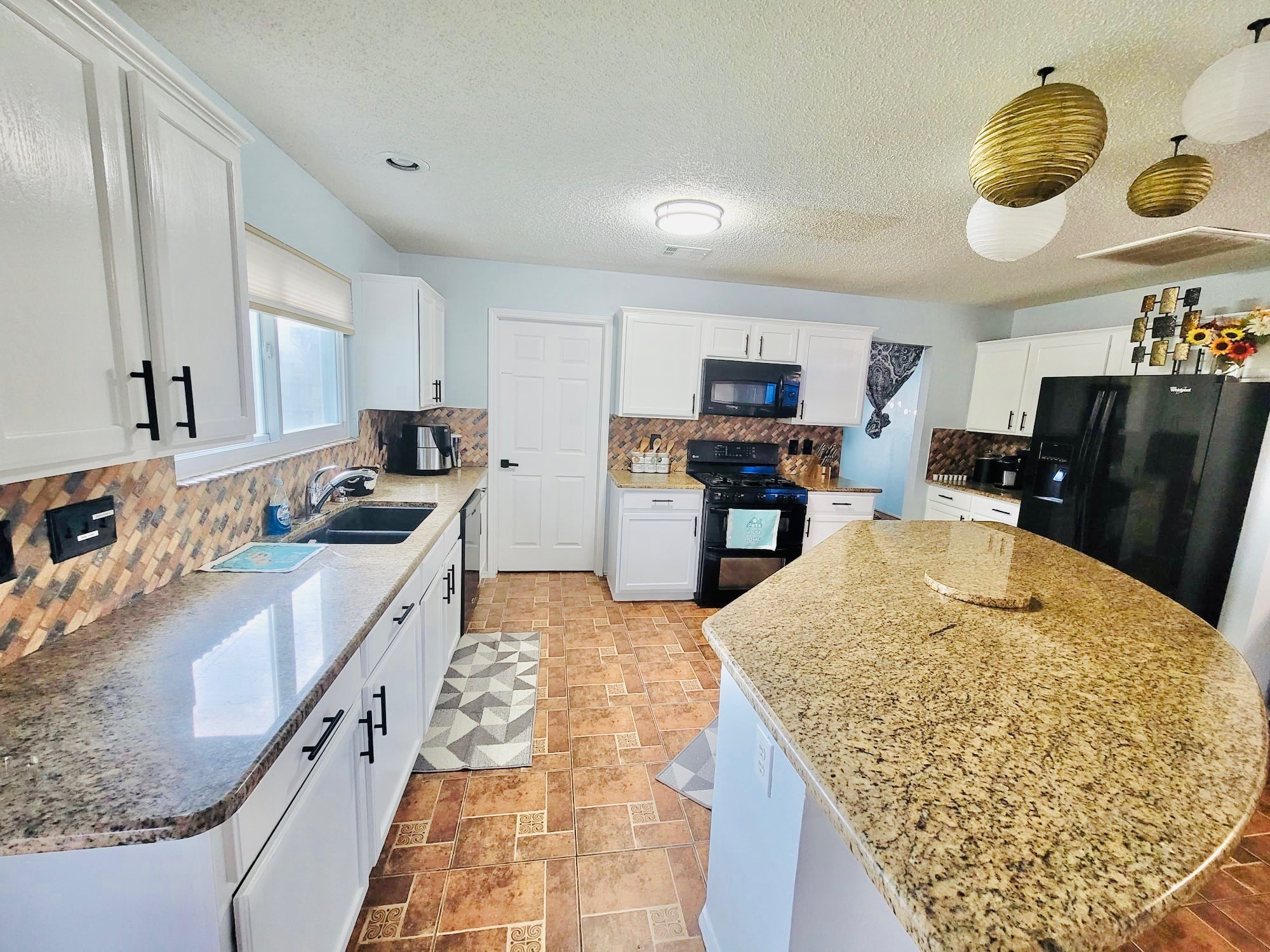 7406 Armstrong Lane Rowlett TX 75089