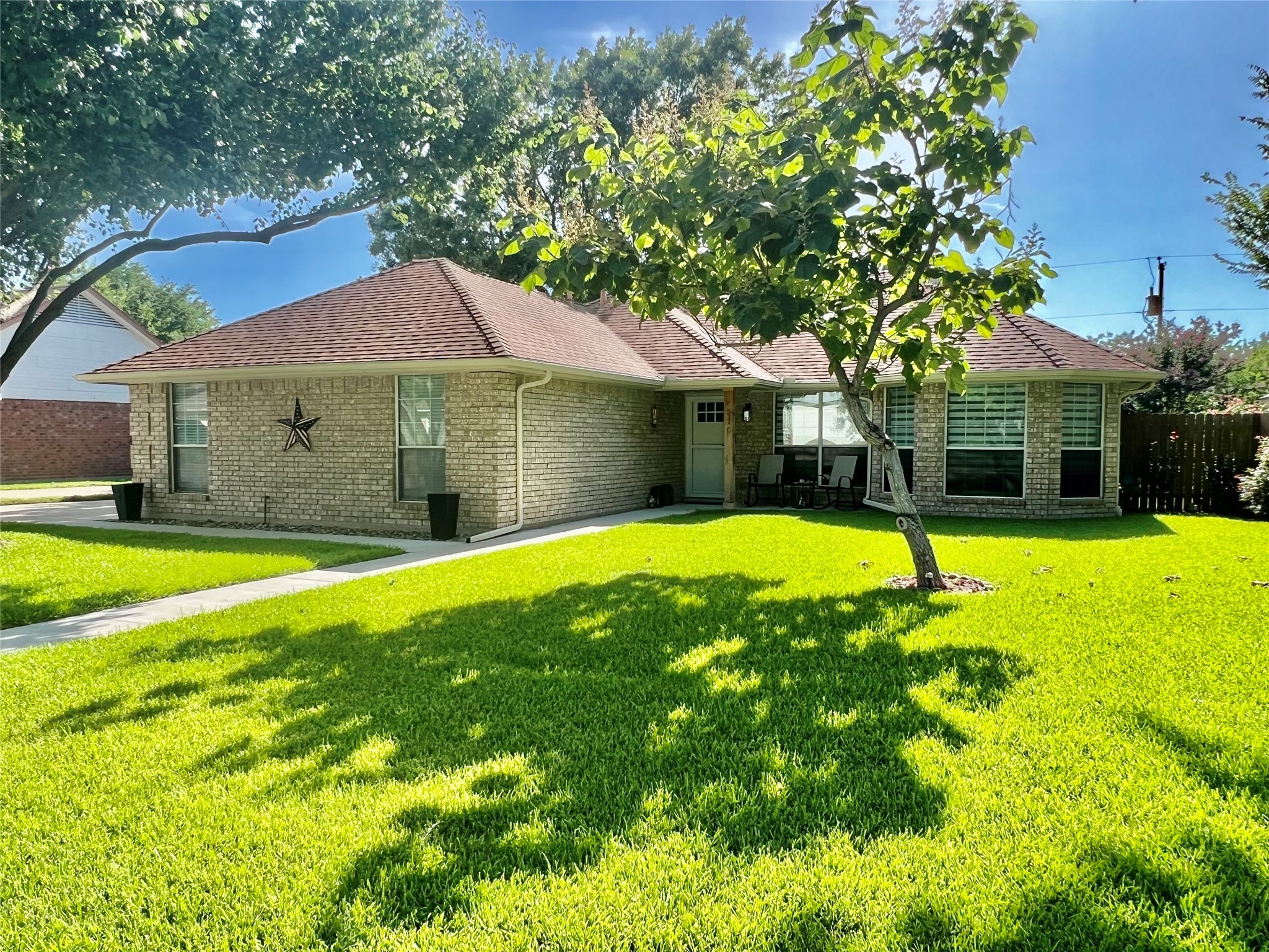 510 Canary Lane Red Oak TX 75154