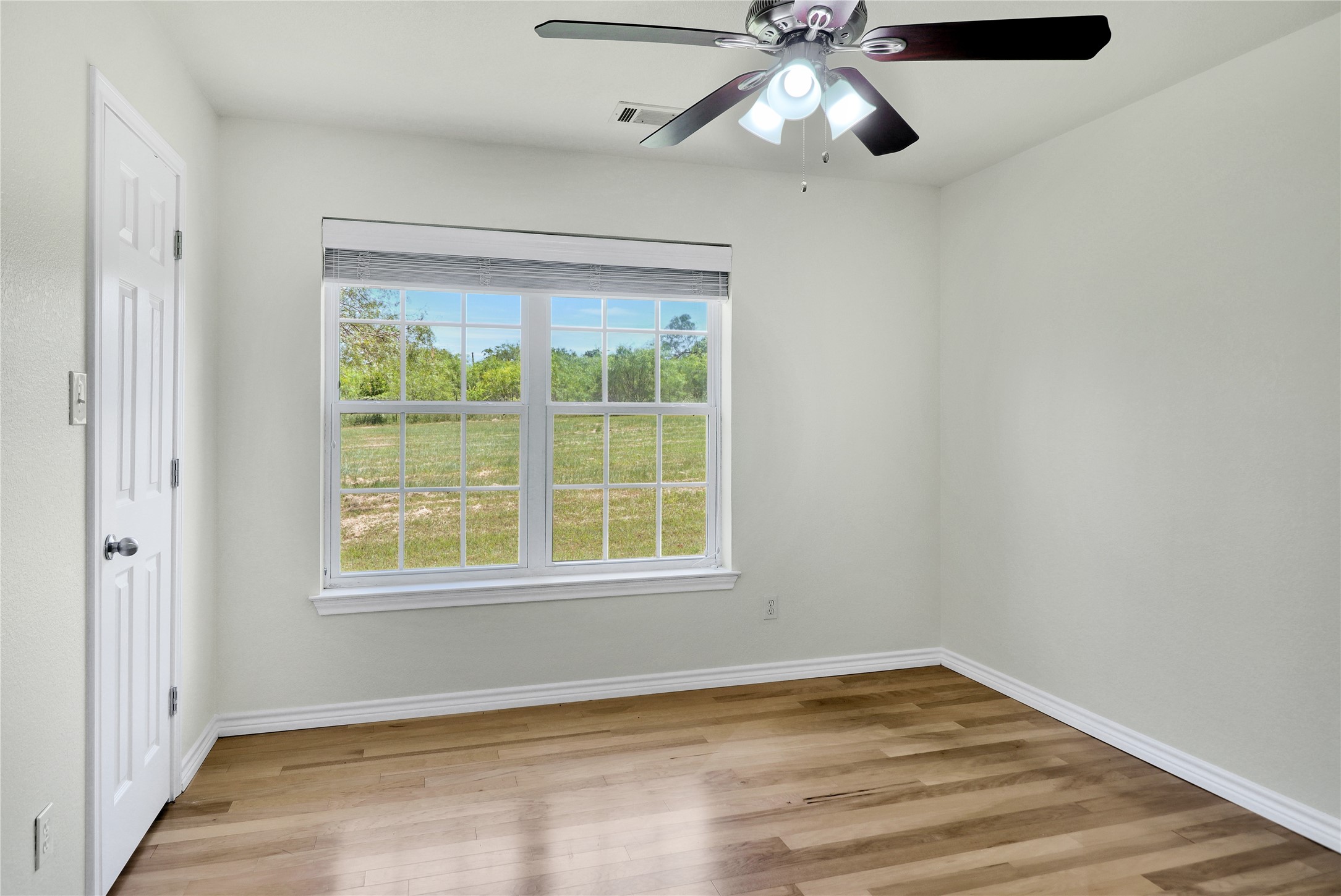 1633 Fm-3136 Cleburne TX 76031