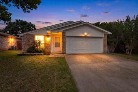 414 Blueberry Hill Lane Mansfield TX 76063