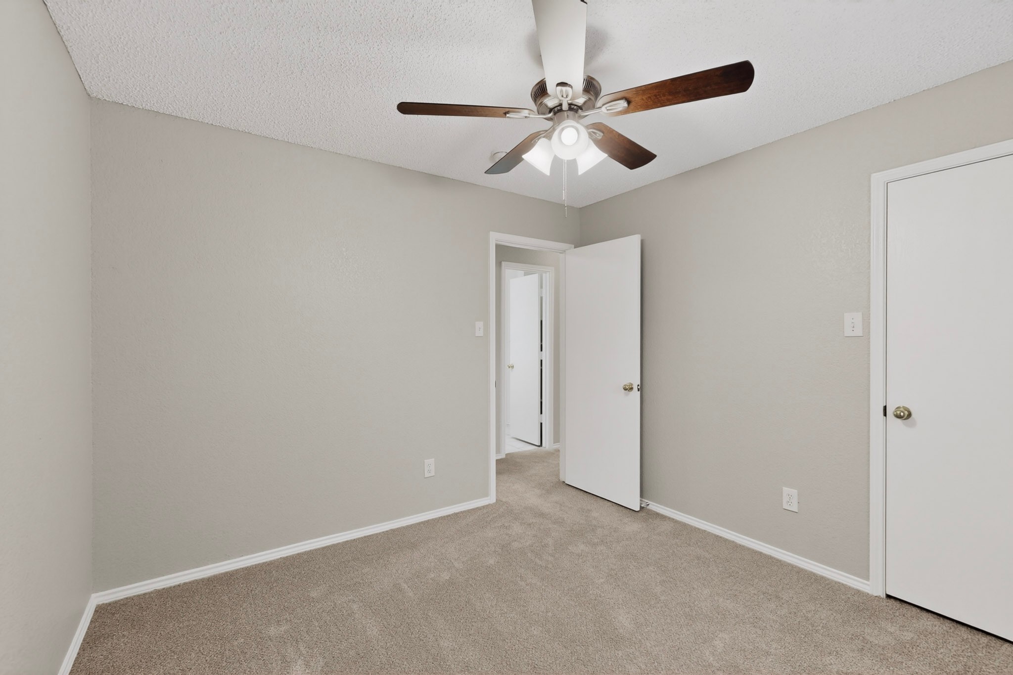 414 Blueberry Hill Lane Mansfield TX 76063