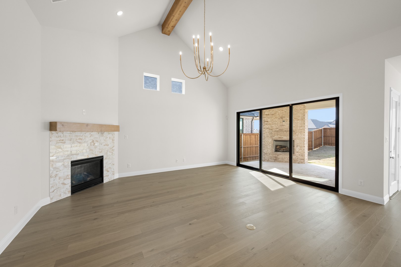 4726 Hawthorn Hills Arlington TX 76005