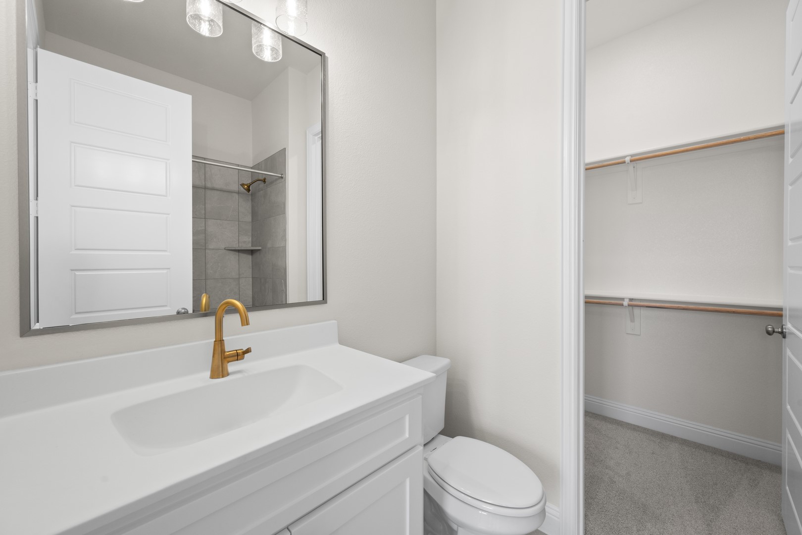 4726 Hawthorn Hills Arlington TX 76005