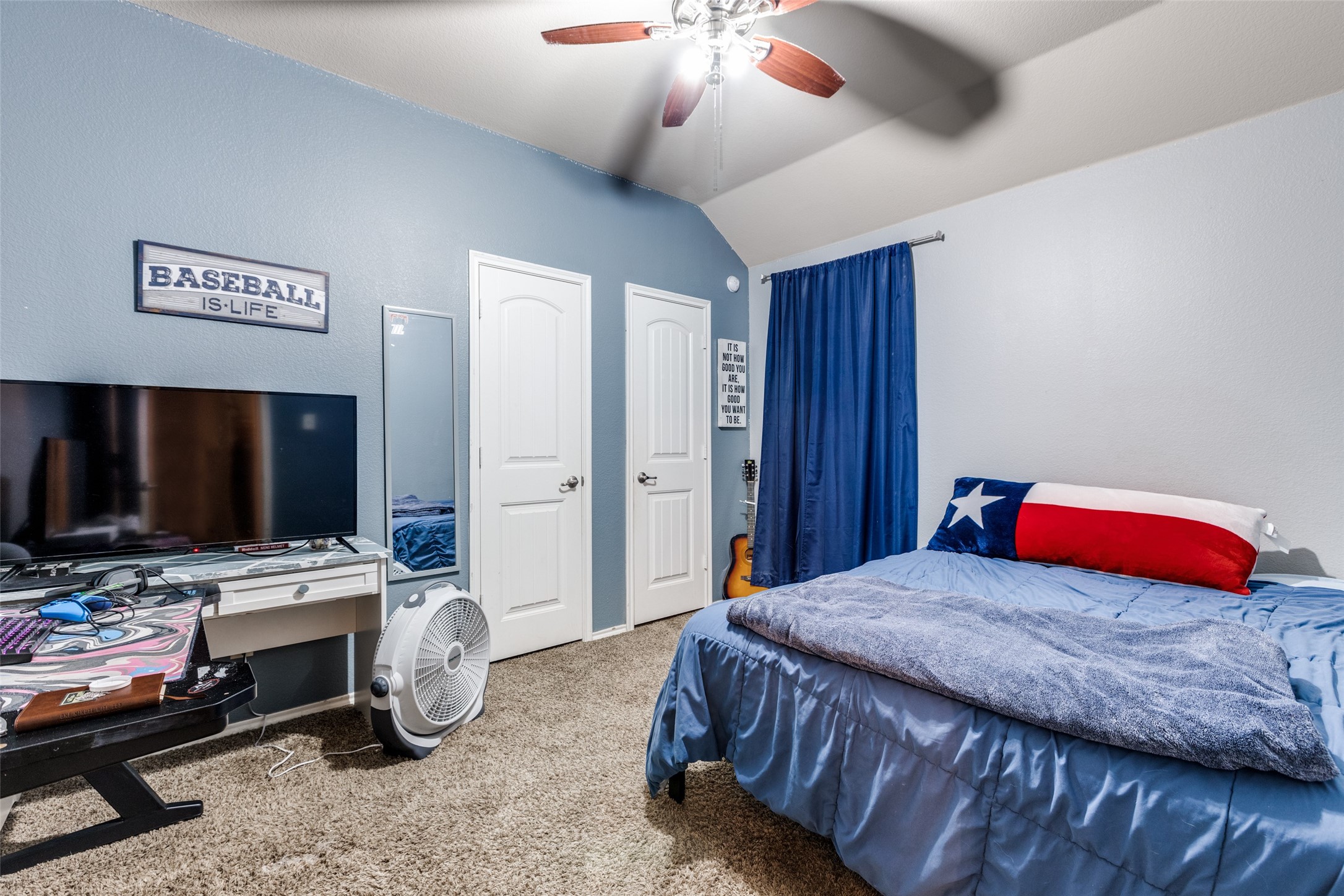 700 Lark Drive Aubrey TX 76227