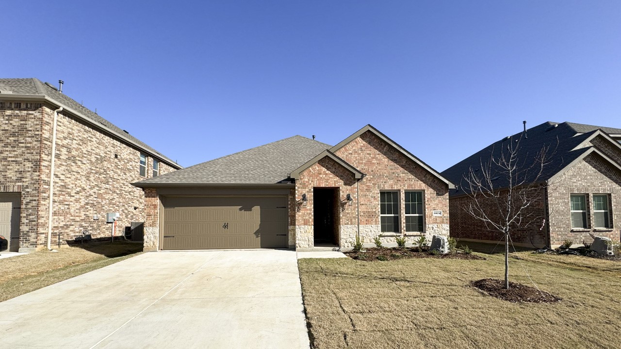 3824 Smuggler Mine Street Aubrey TX 76227