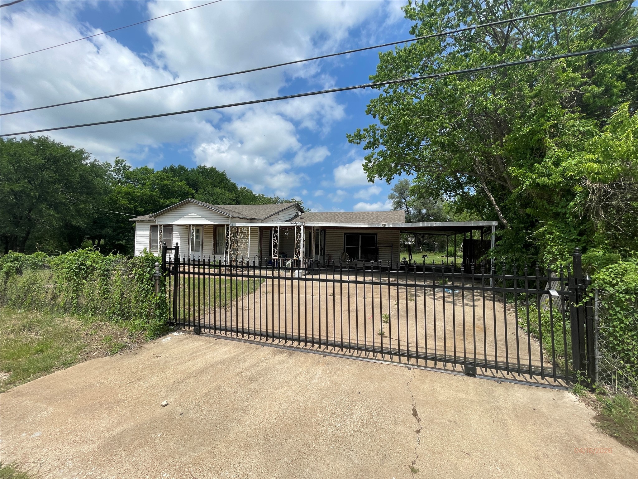 7008 Greenbriar Crescent Street Lake Worth TX 76135