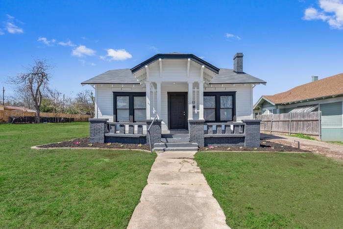 2111 Homan Avenue Waco TX 76707