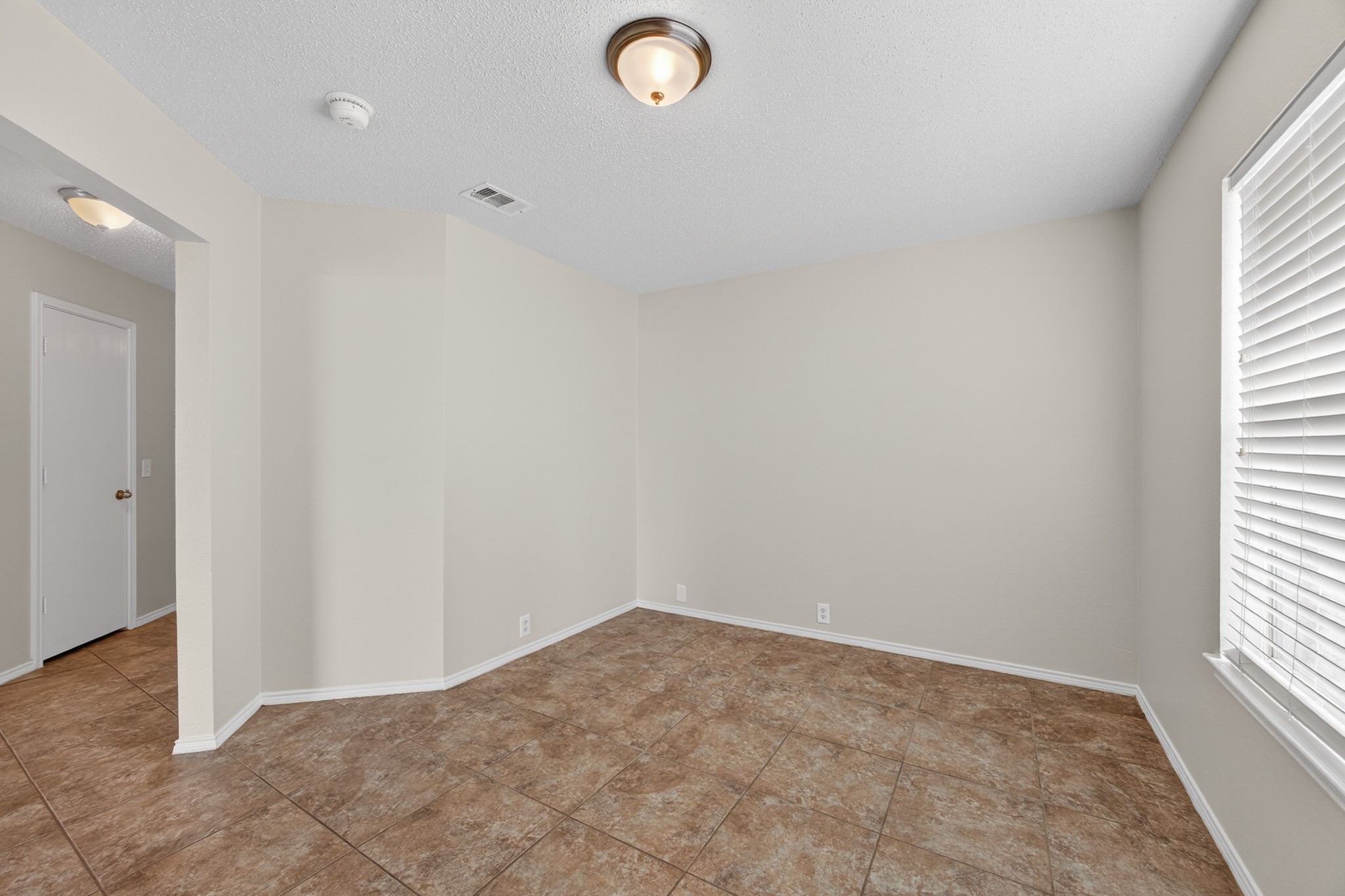 1603 Wavecrest Drive Glenn Heights TX 75154