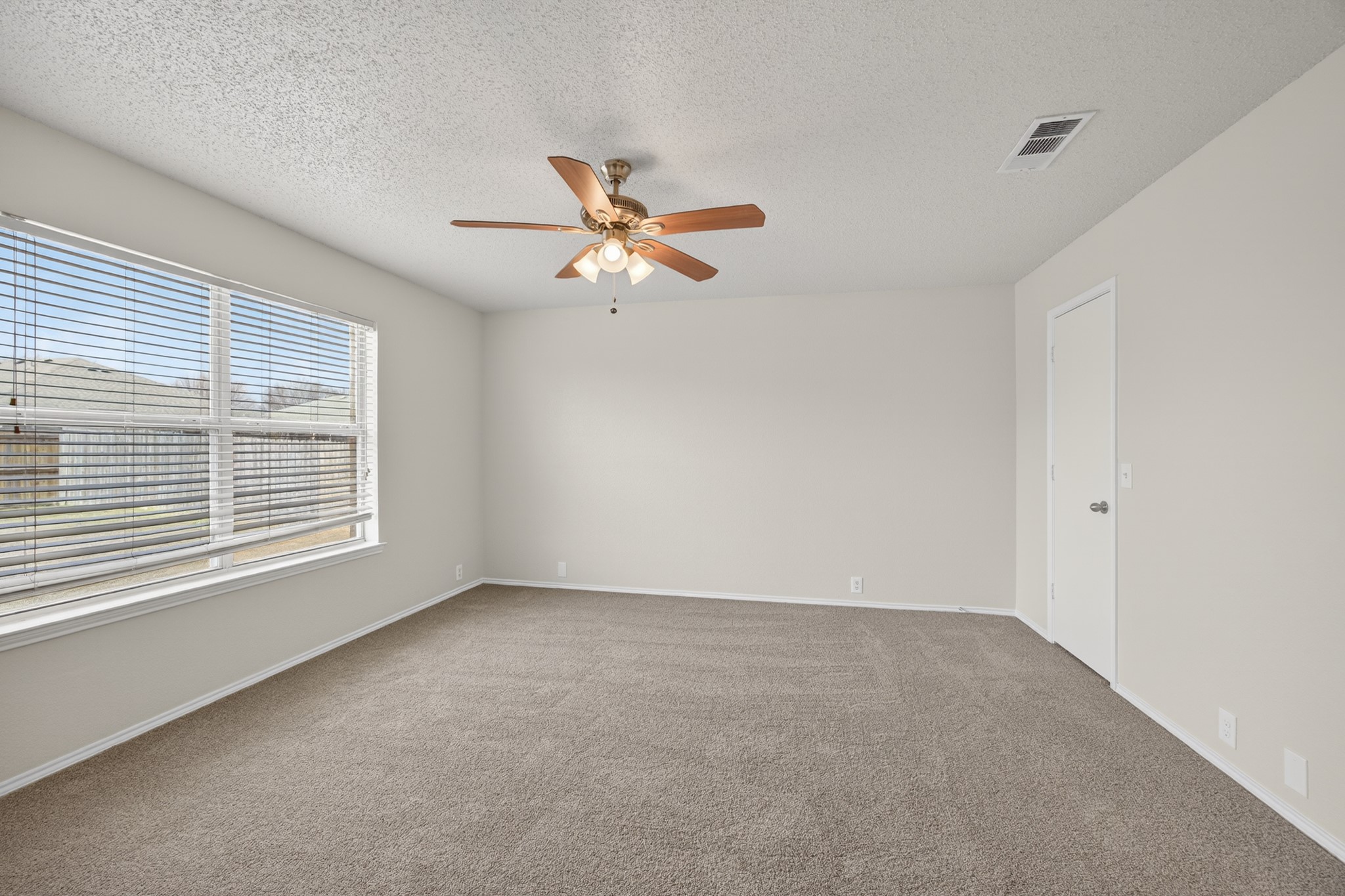 1603 Wavecrest Drive Glenn Heights TX 75154