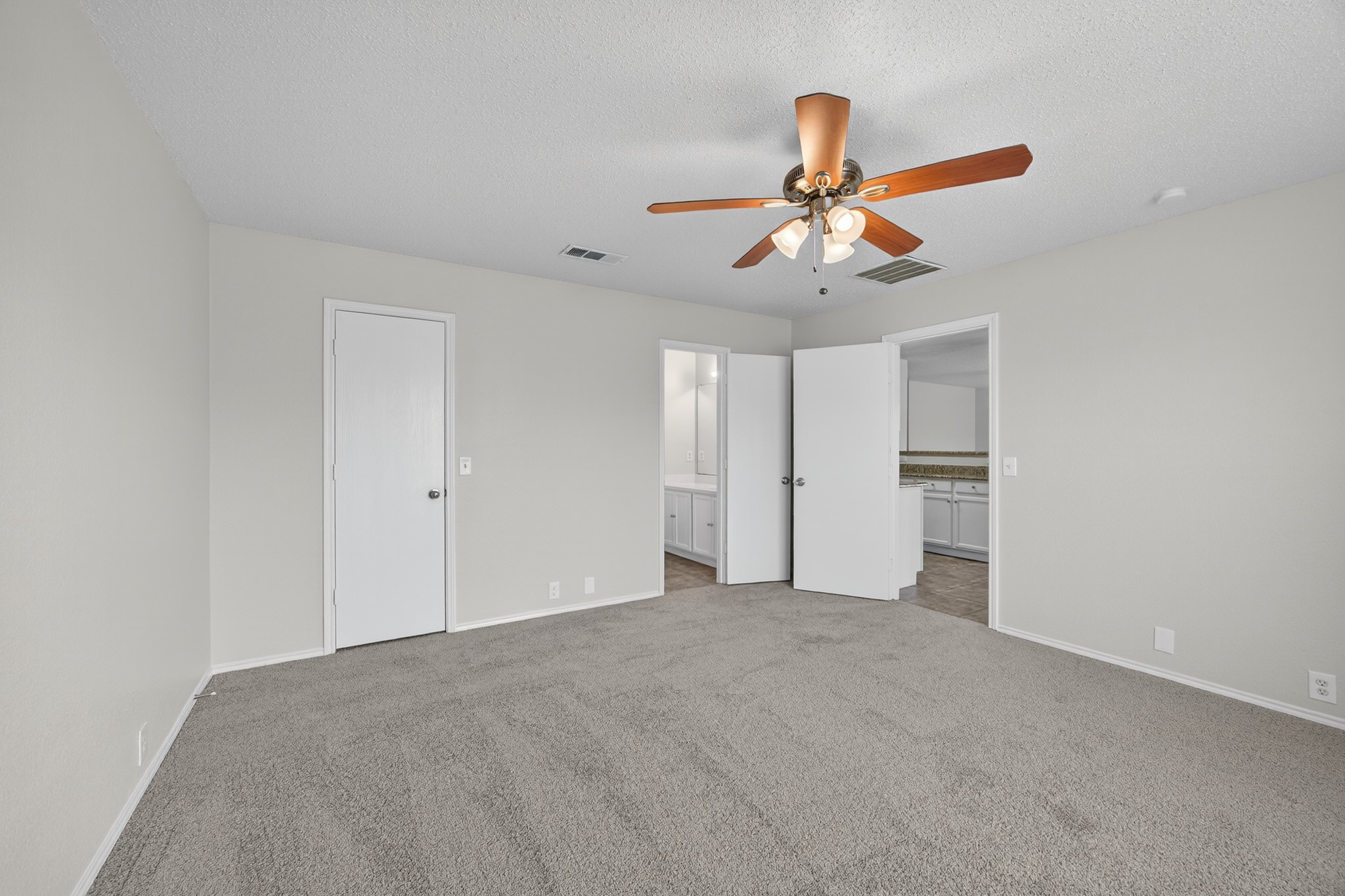 1603 Wavecrest Drive Glenn Heights TX 75154