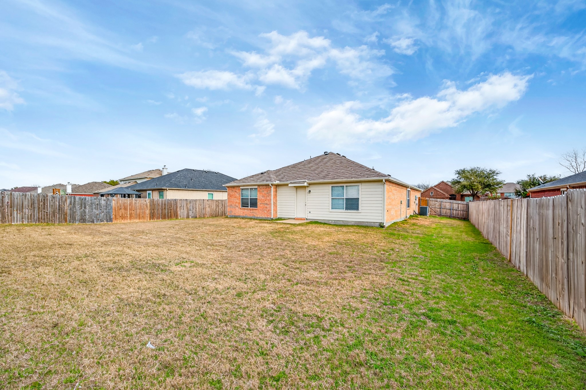1603 Wavecrest Drive Glenn Heights TX 75154