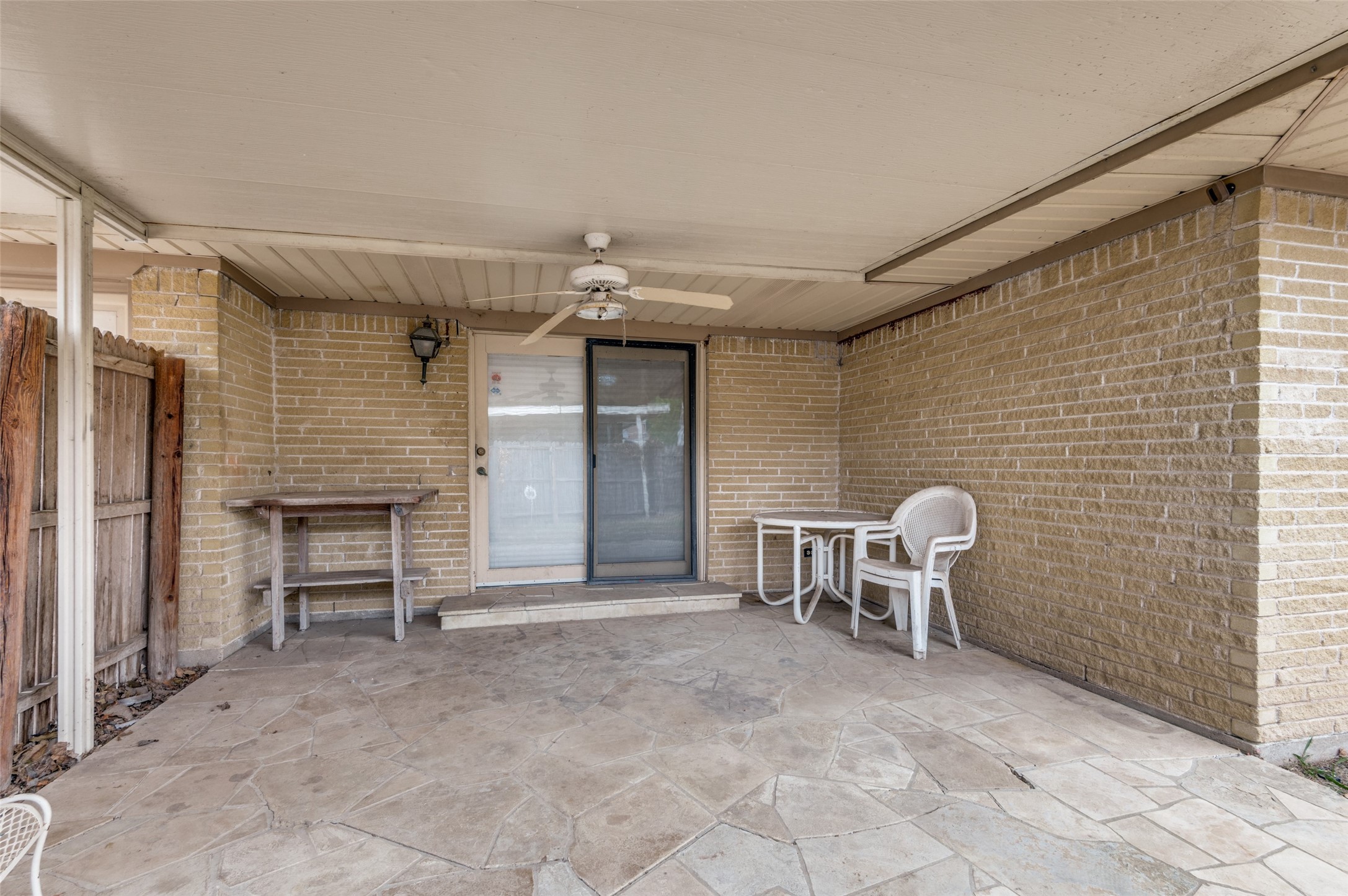 301 Shelly Circle Irving TX 75061