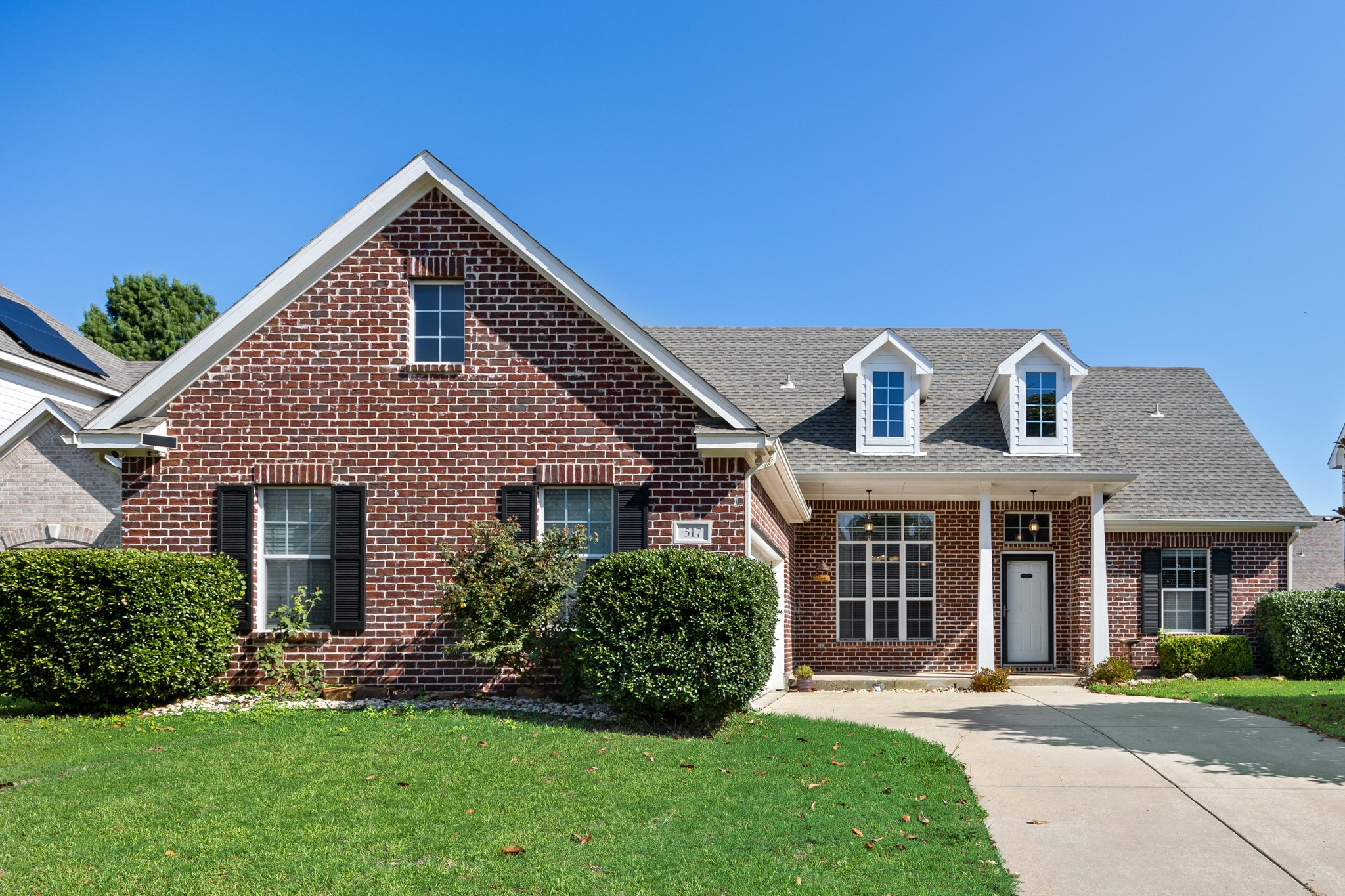 517 Mattie Lane Lake Dallas TX 75065