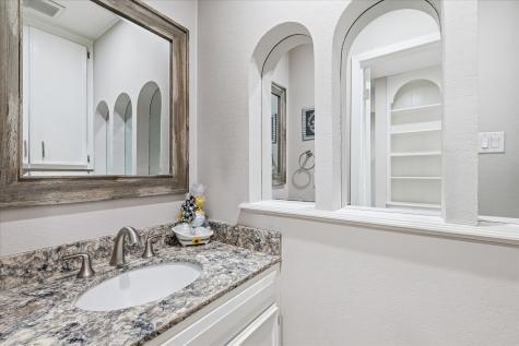 2703 Chinquapin Oak Lane Arlington TX 76012