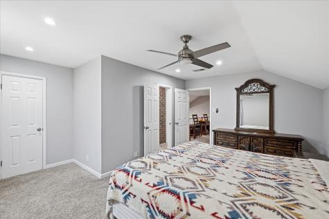 2703 Chinquapin Oak Lane Arlington TX 76012