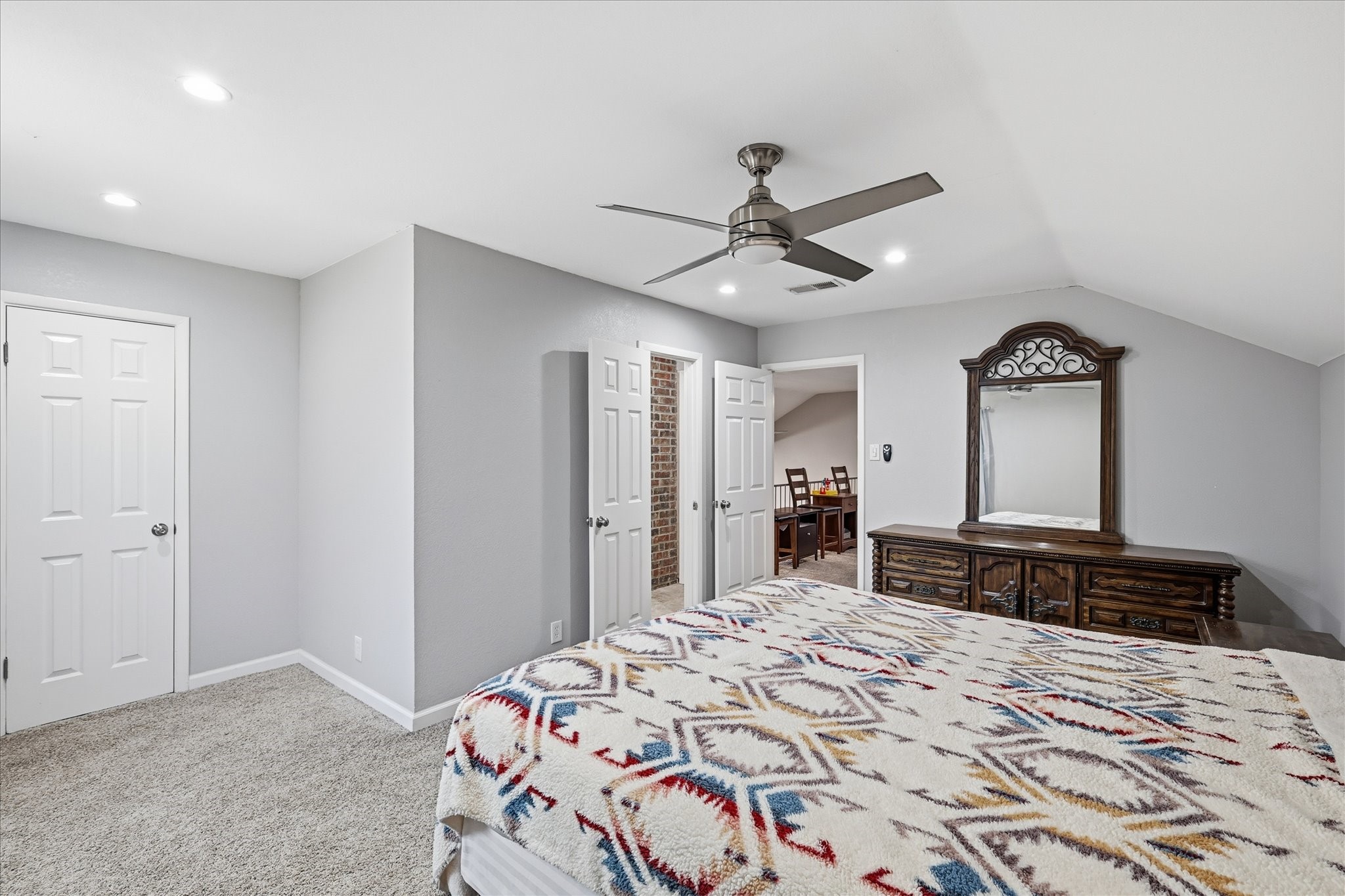 2703 Chinquapin Oak Lane Arlington TX 76012