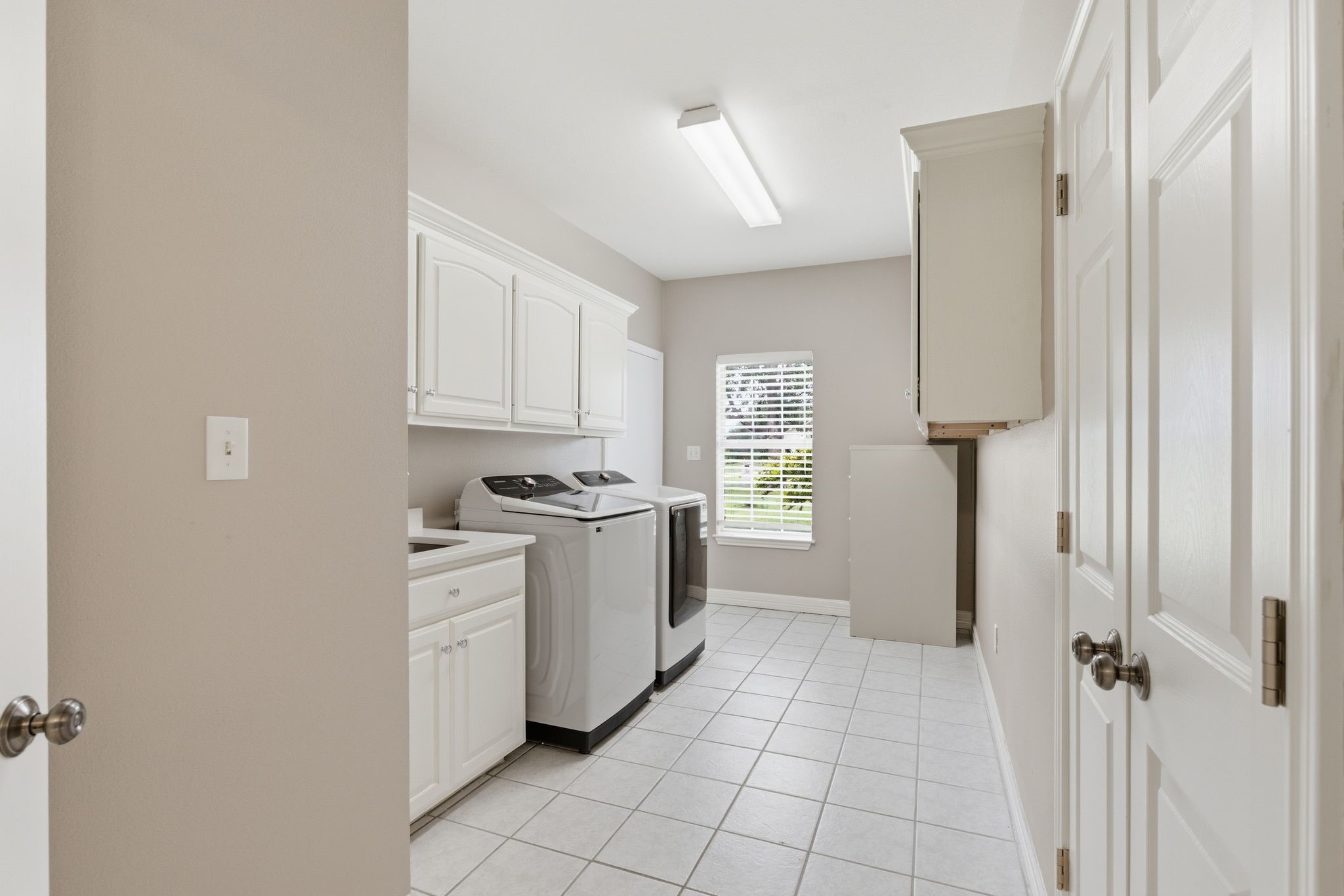 249 Private Road 5940 Emory TX 75440