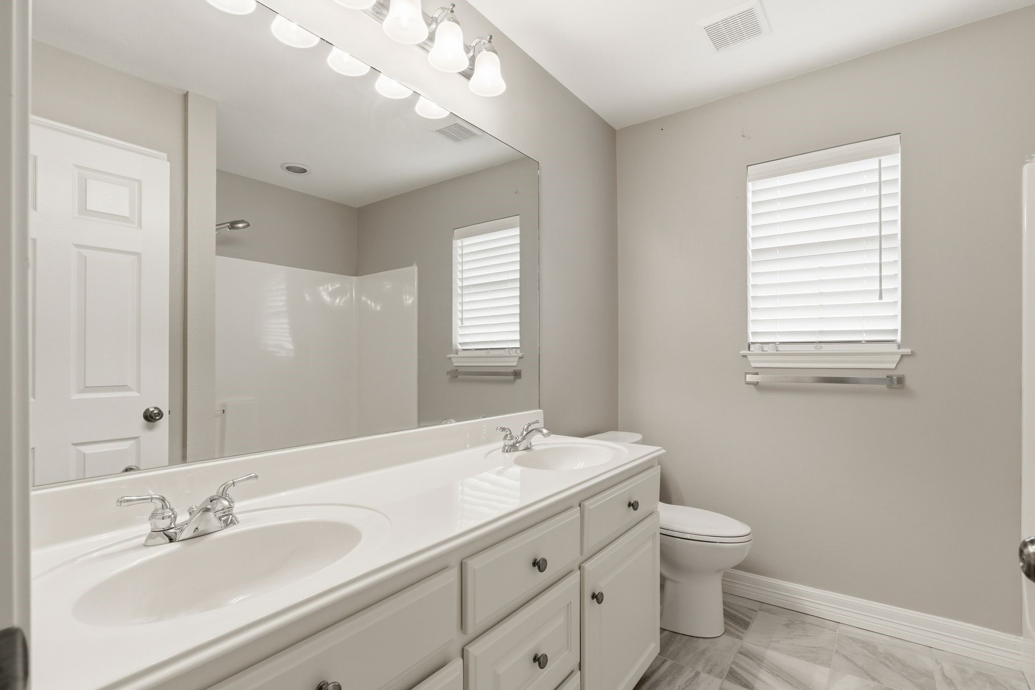 249 Private Road 5940 Emory TX 75440