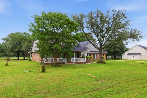 249 Private Road 5940 Emory TX 75440