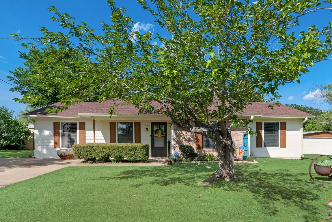 1108 Hidden Hills Drive Corsicana TX 75110