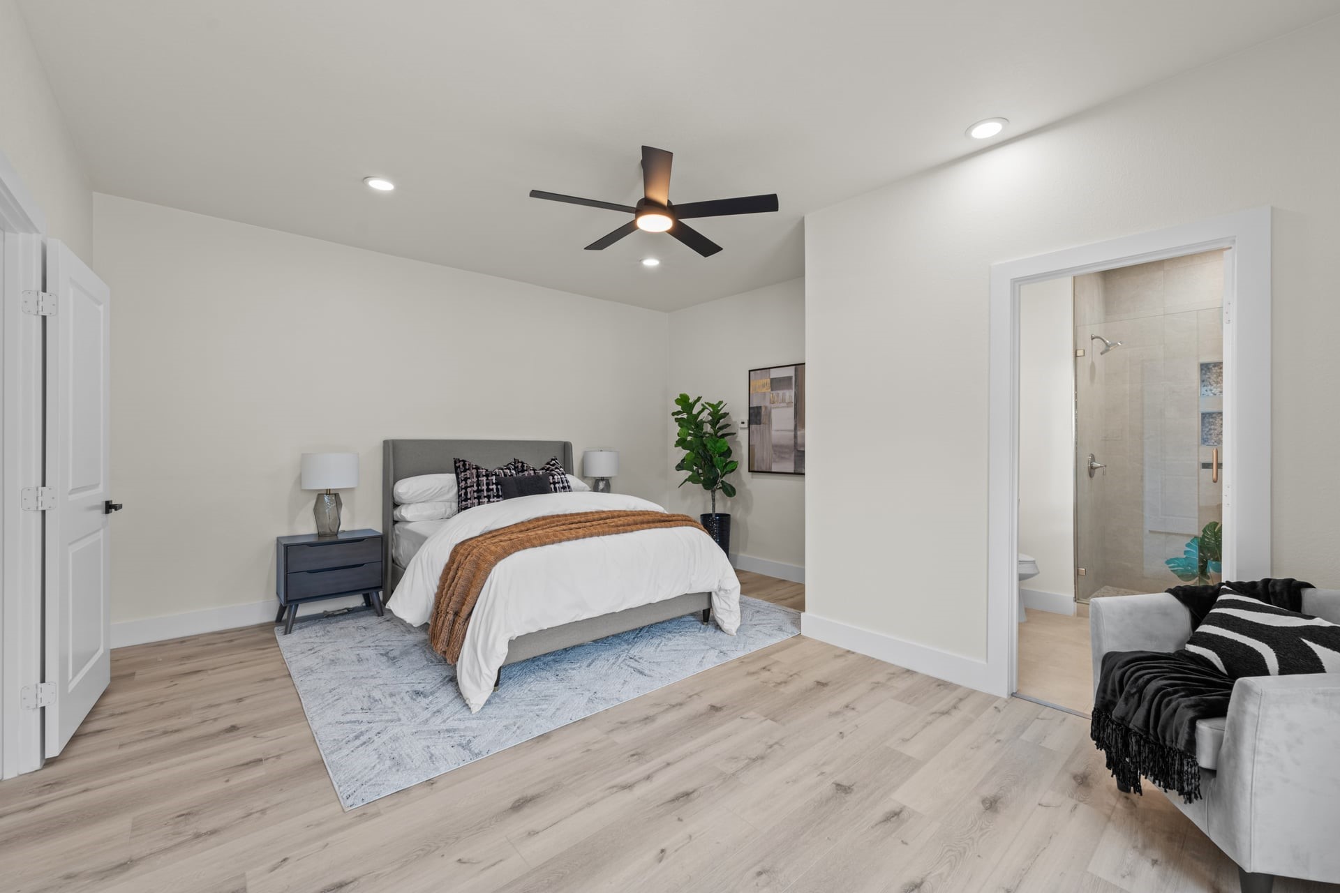 4706 El Brevo Court Arlington TX 76017