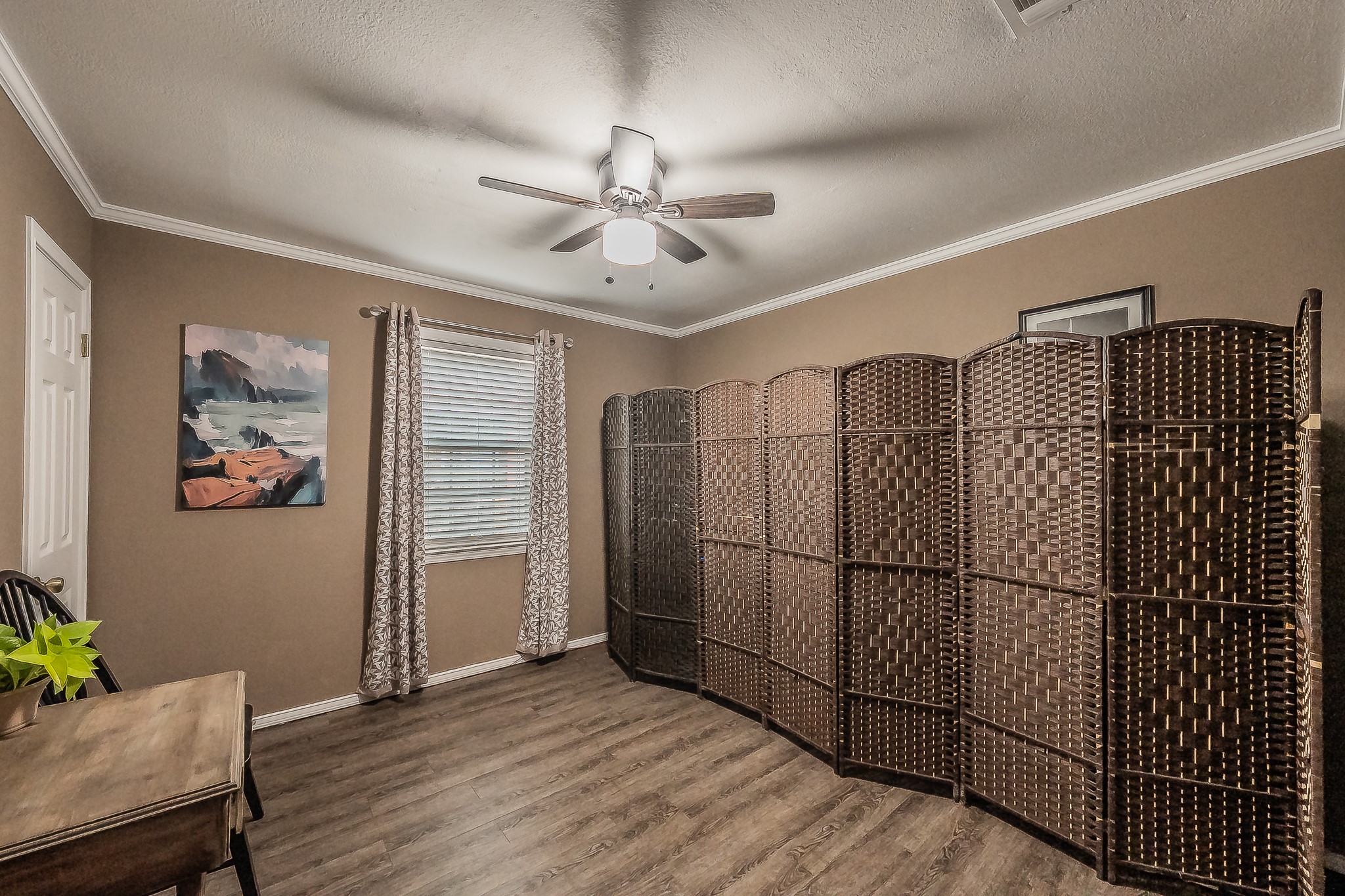 748 Regency Drive Hurst TX 76054