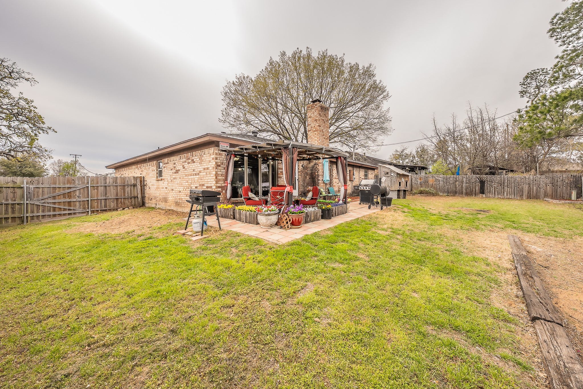748 Regency Drive Hurst TX 76054