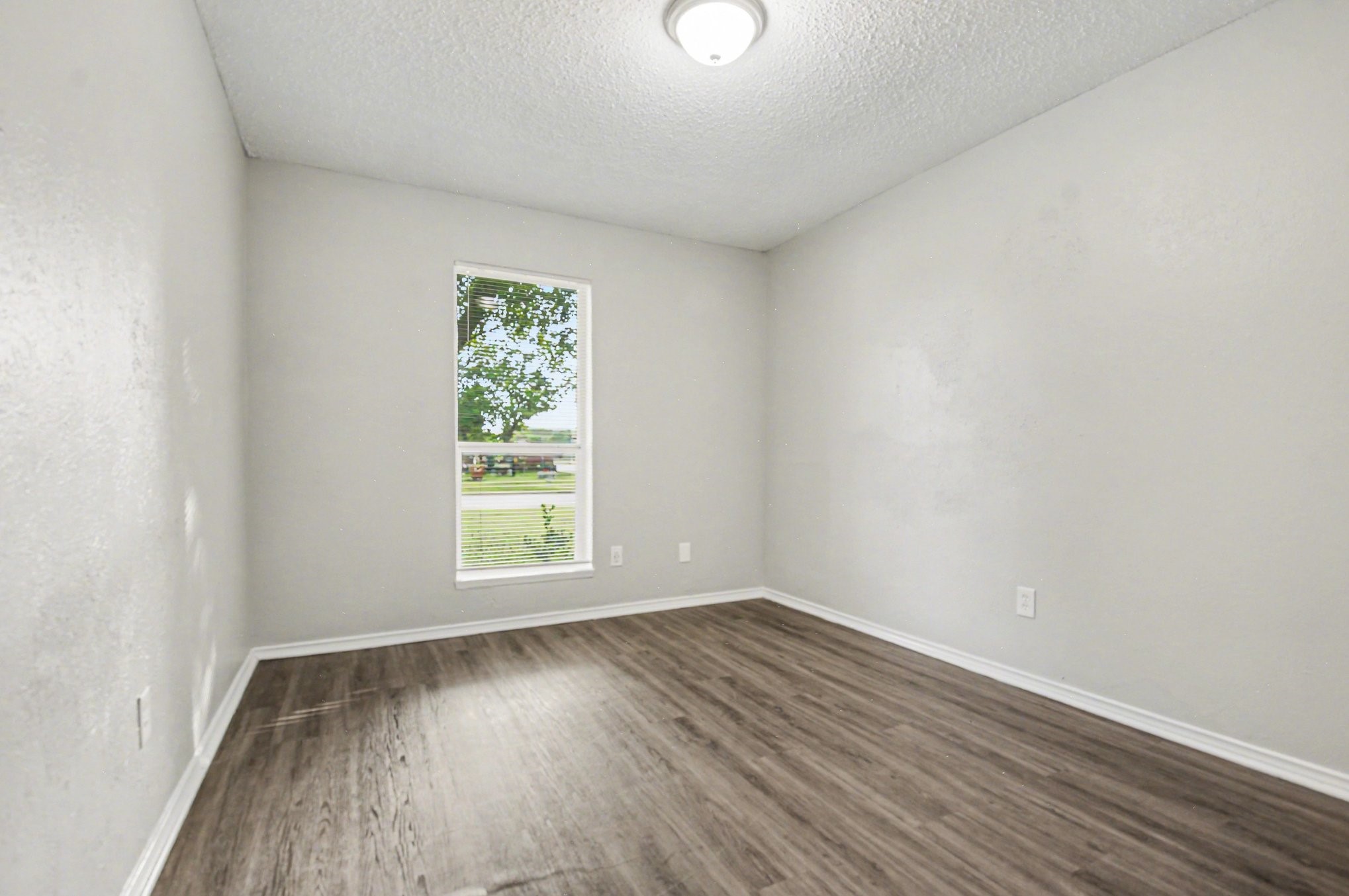 1601 Meridian Way Garland TX 75040