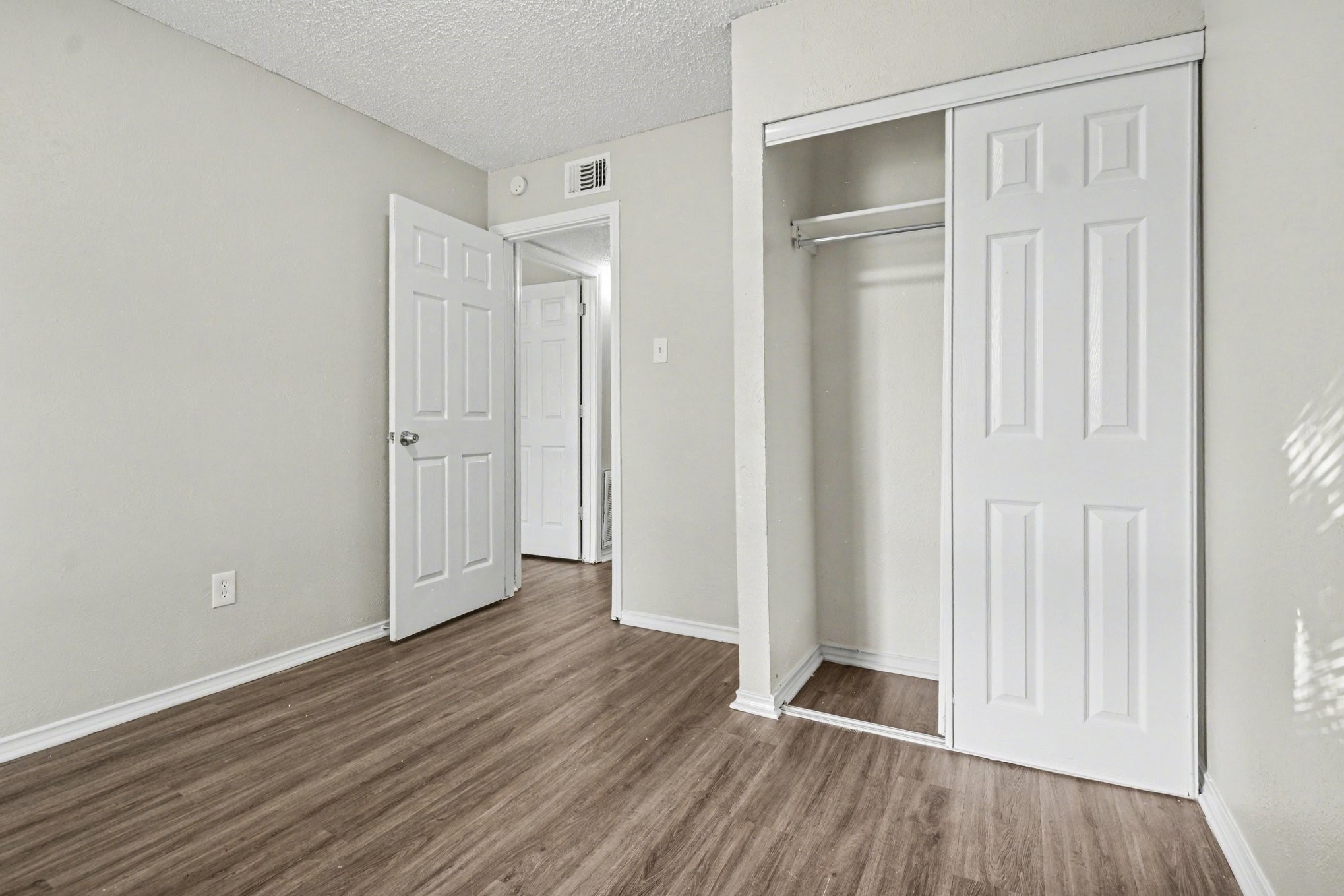 1601 Meridian Way Garland TX 75040