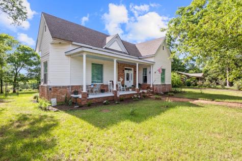 101 Baker Street Naples TX 75568