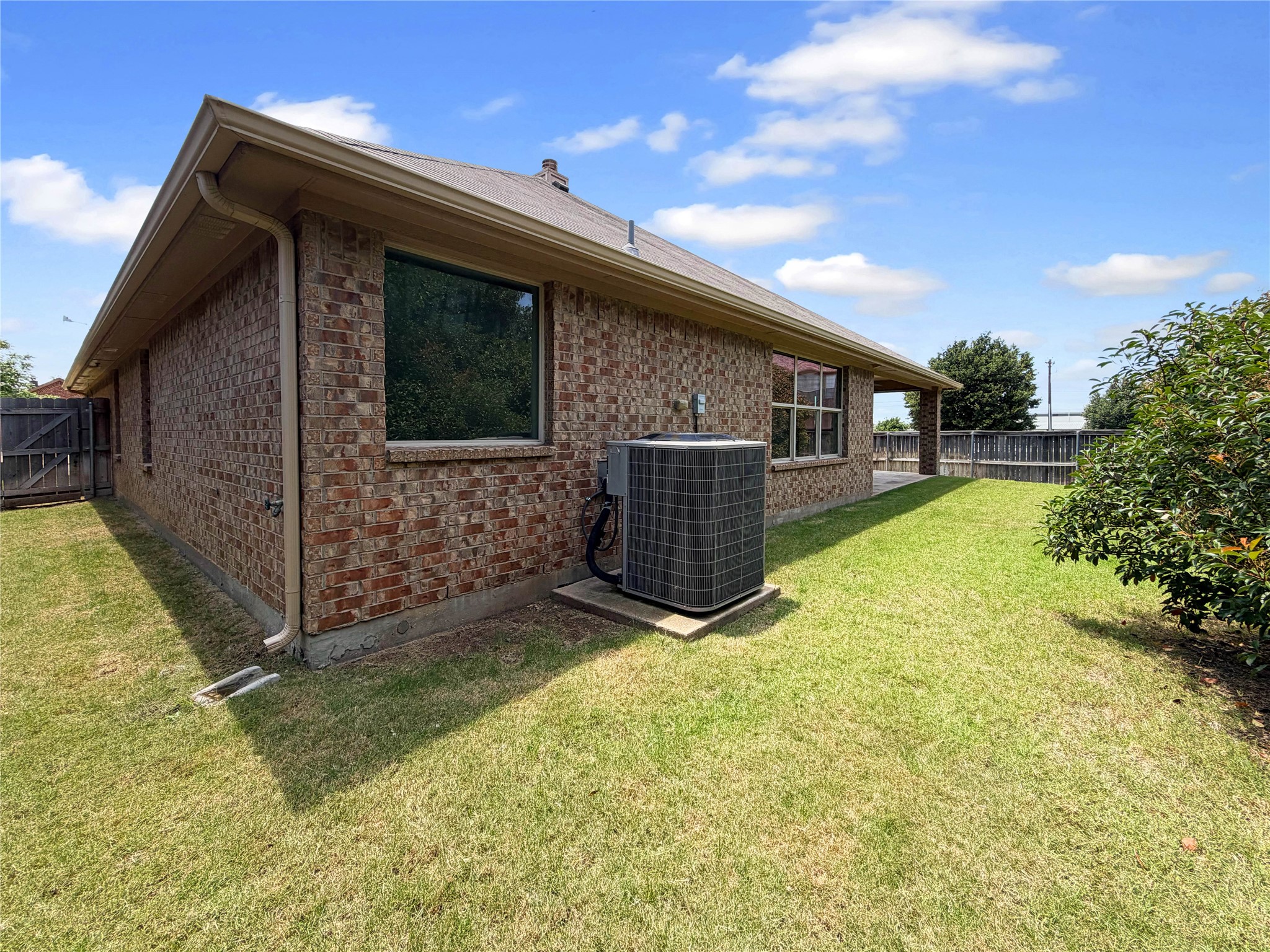 10036 Red Bluff Lane Fort Worth TX 76177