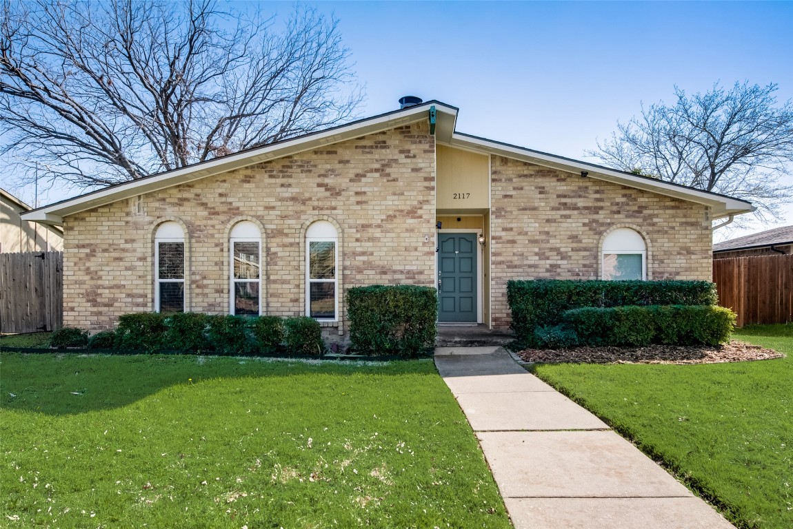 2117 Osage Trail Grand Prairie TX 75052