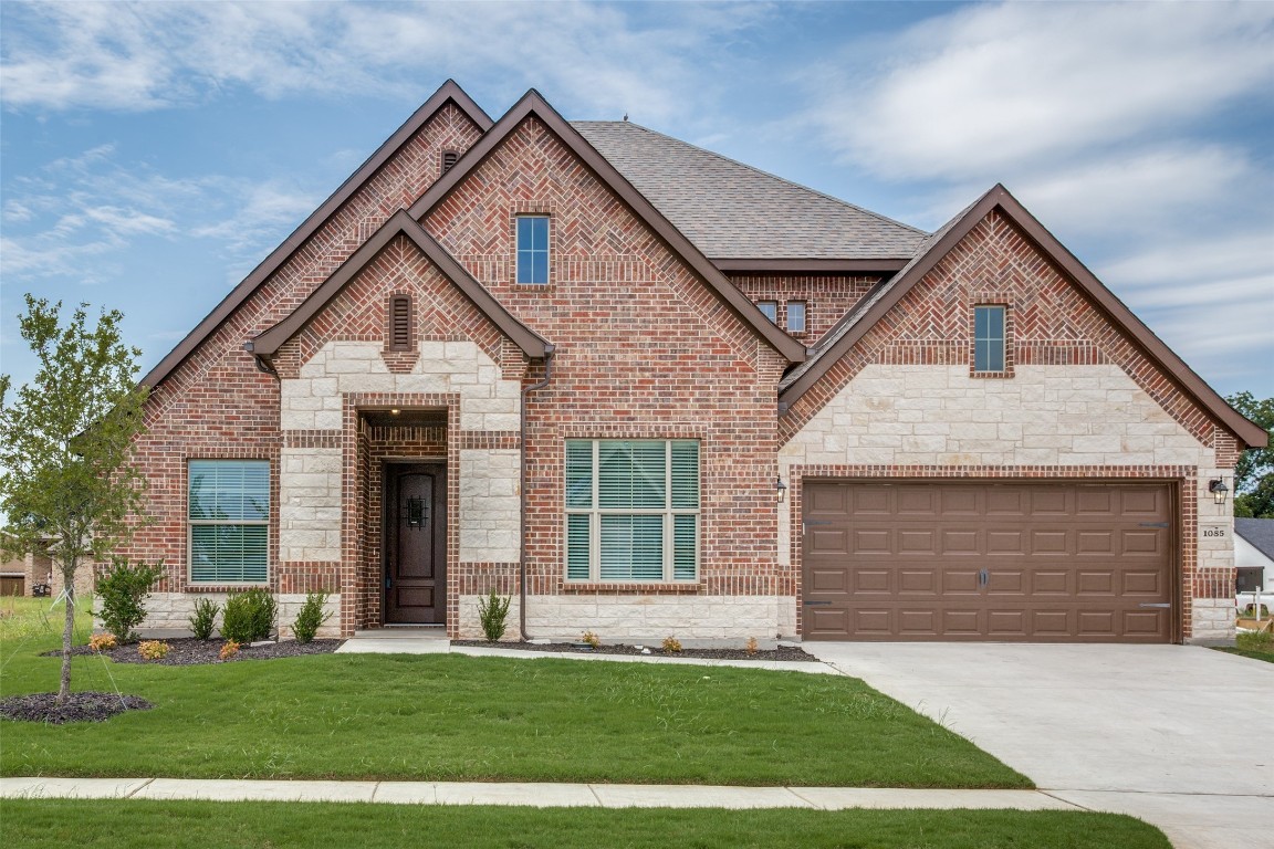 1085 Mickelson Drive Granbury TX 76048