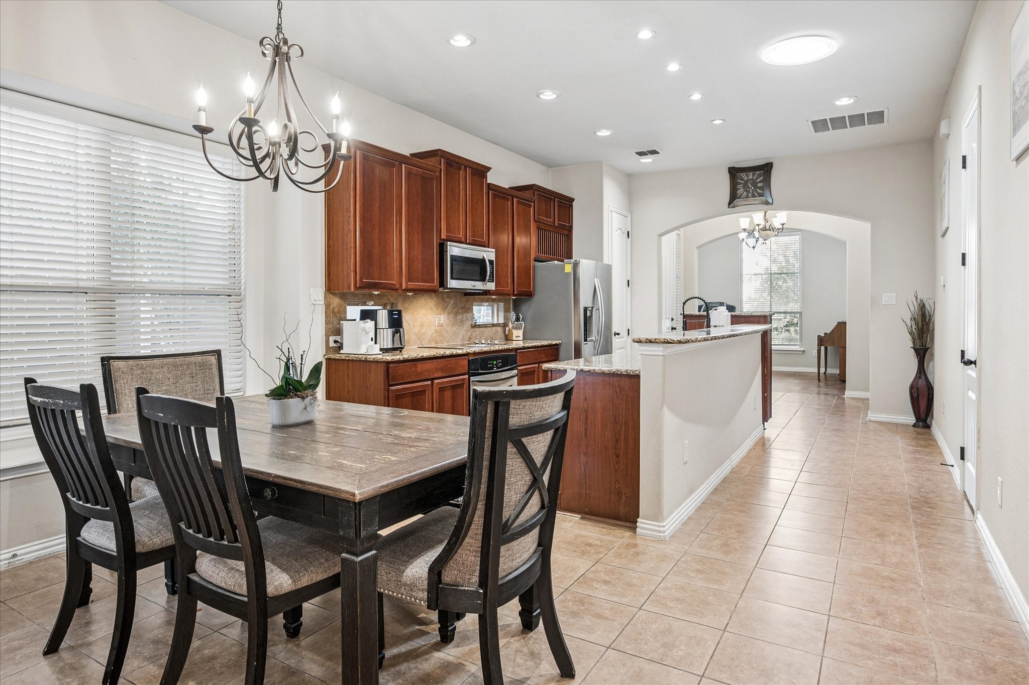 2470 Sunderland Lane Lewisville TX 75067